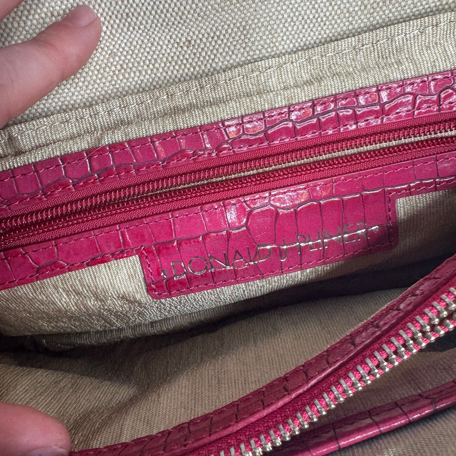 Donald Pliner Donald J Pliner Leopard Pink Croc Embossed Shoulder Bag Size ONE SIZE - 4 Thumbnail