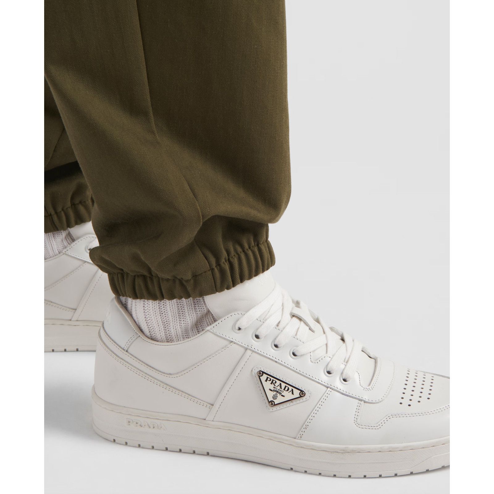 Prada Prada Downtown Leather White Logo Flat Low Top Sneaker 12 Size US 12 / EU 45 - 4 Thumbnail