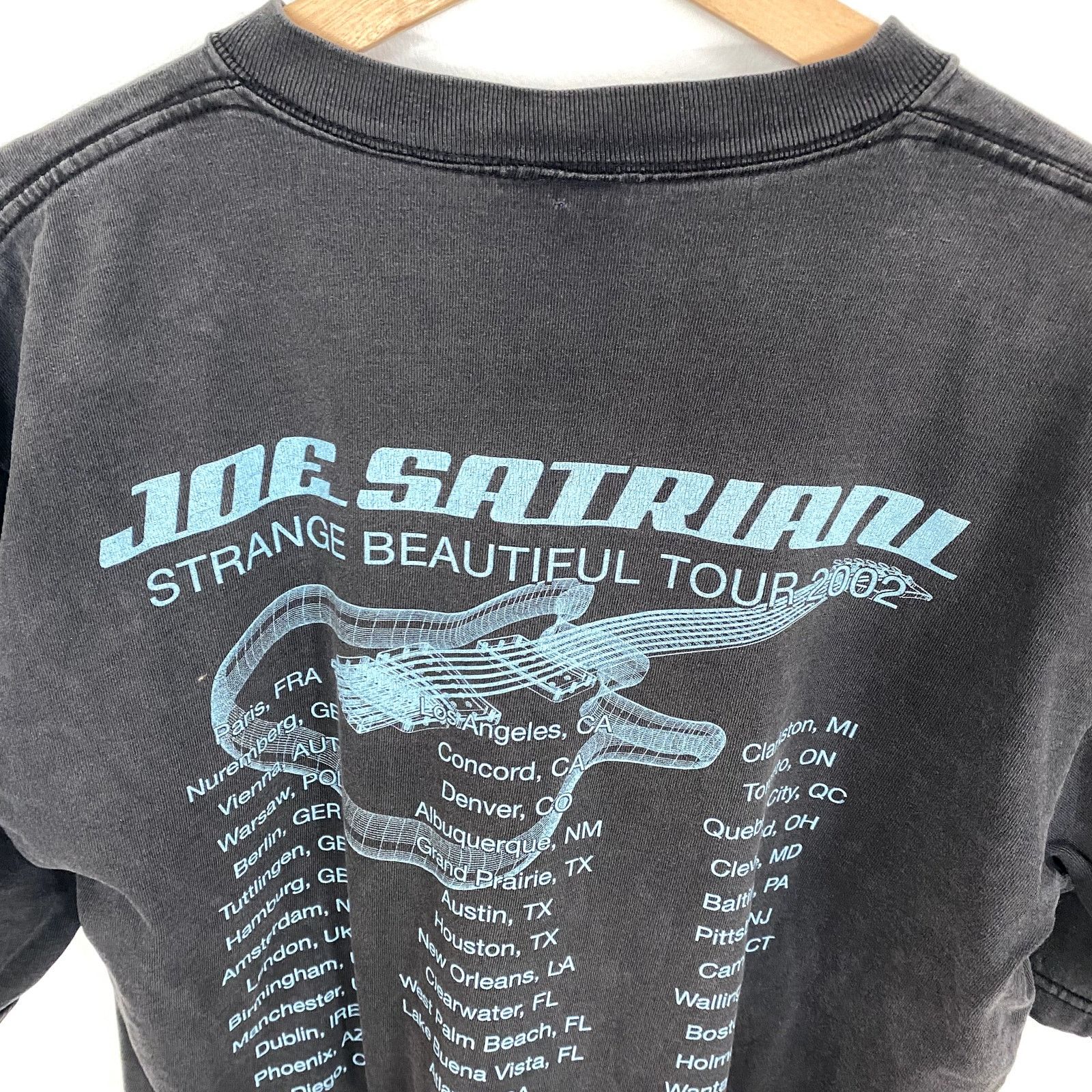 All Sport Vintage Joe Satriani Tour T Shirt 2002 Size US L / EU 52-54 / 3 - 5 Thumbnail