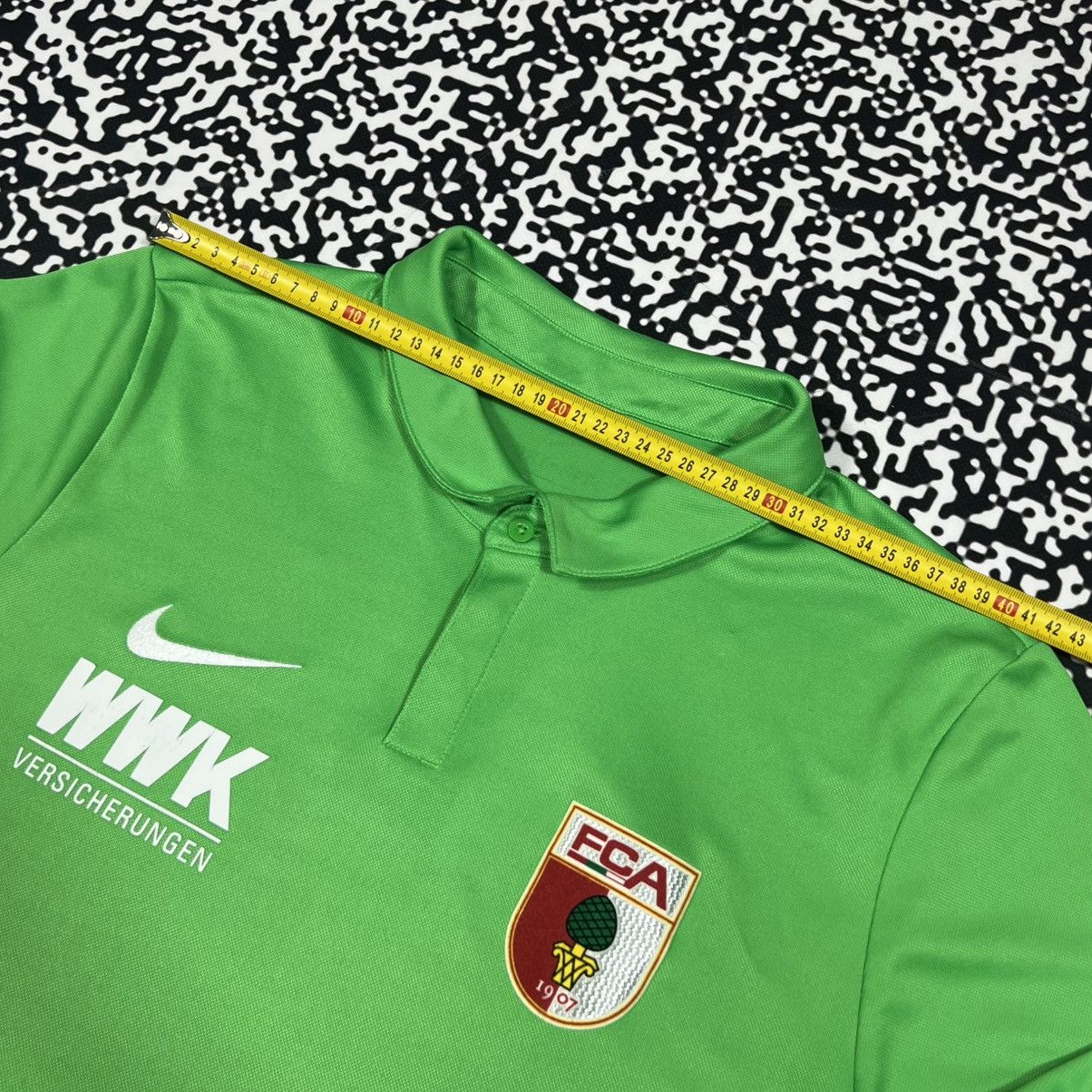 Nike Nike Augsburg Germany Soccer Football Y2K Blokecore Jersey Size US L / EU 52-54 / 3 - 18 Thumbnail