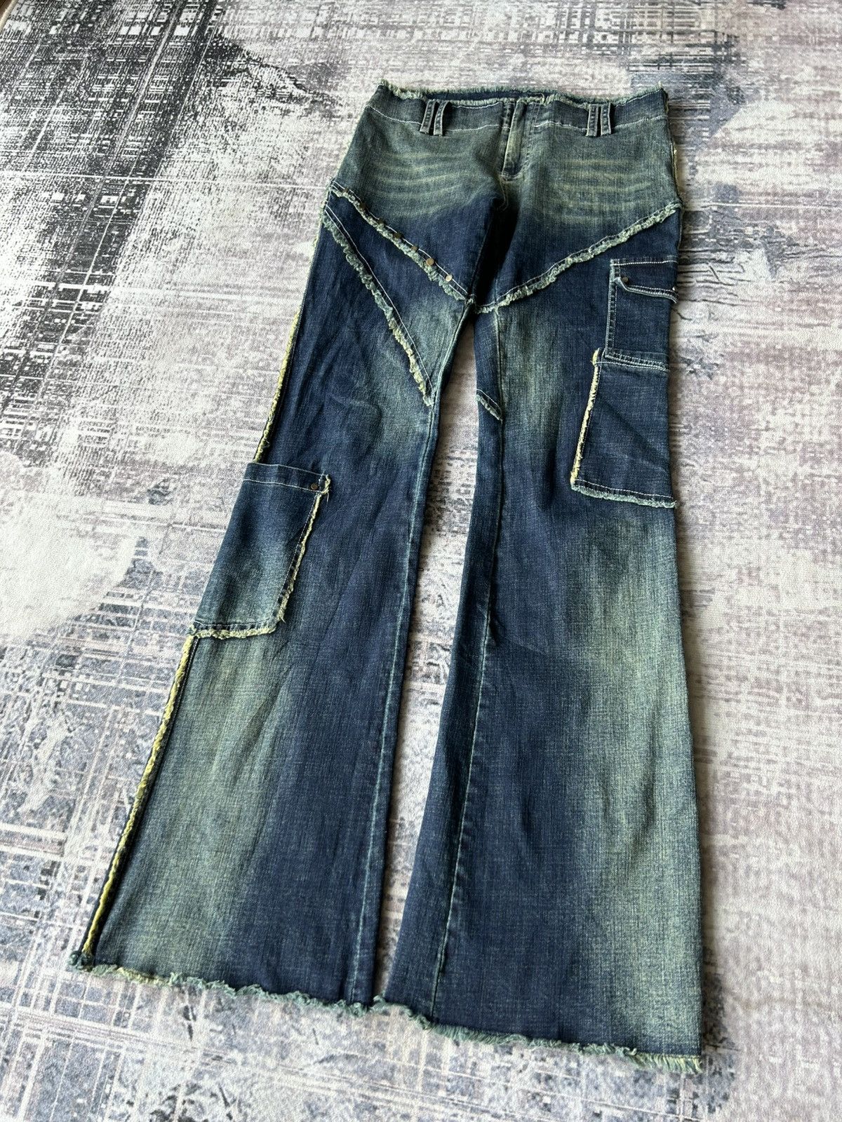 14th Addiction Y2K Flared Cargo Pants Size US 28 / EU 44 - 2 Thumbnail