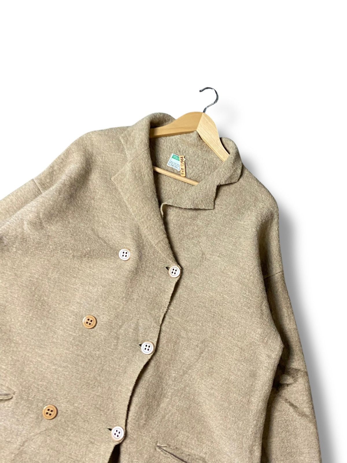 United Colors Of Benetton United Colors of Benetton Double Breasted Coat (148) Size US M / EU 48-50 / 2 - 4 Thumbnail