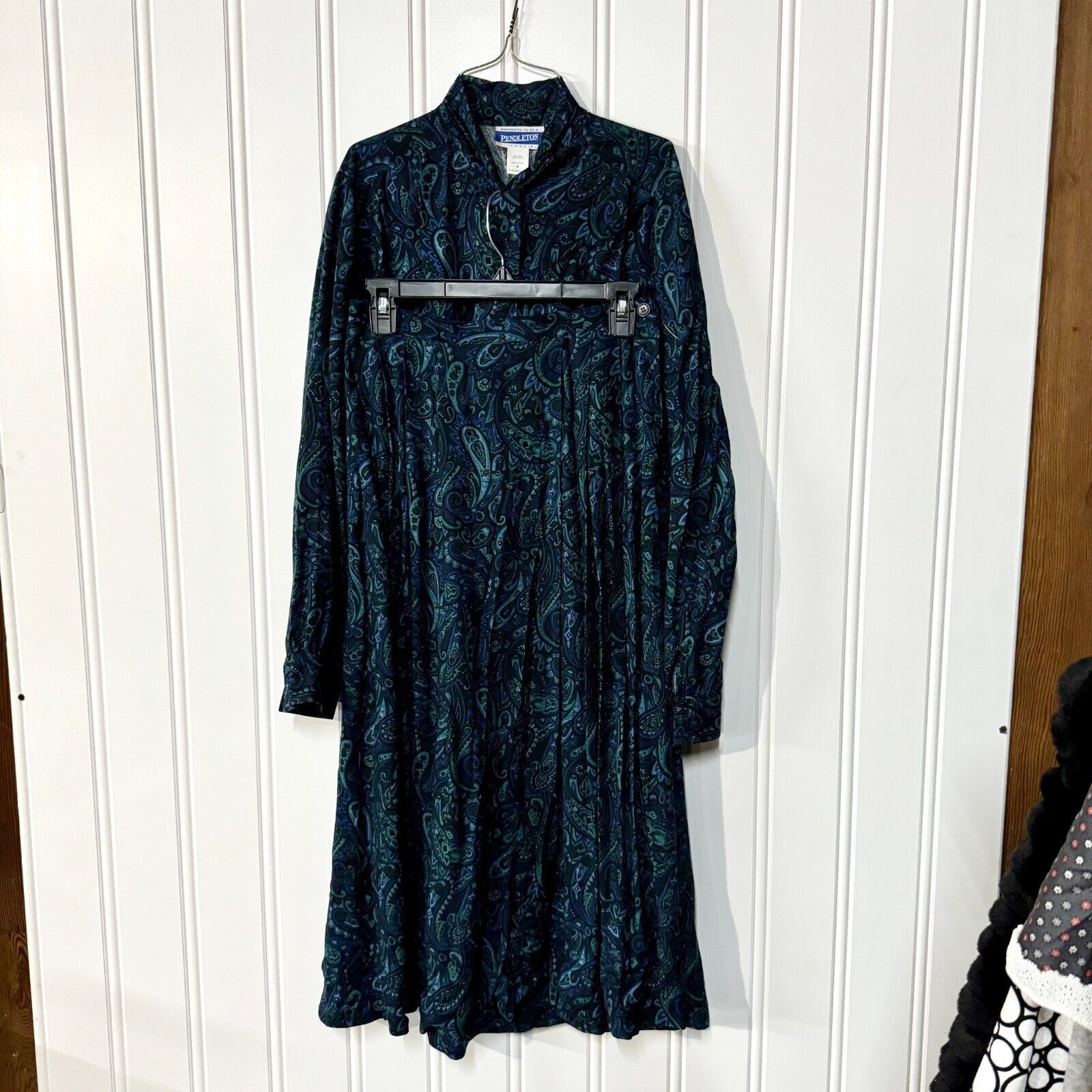 Pendleton Vintage Pendleton Rayon Skirt + Button Shirt Suit Set Size 8 Size M / US 6-8 / IT 42-44 - 2 Thumbnail