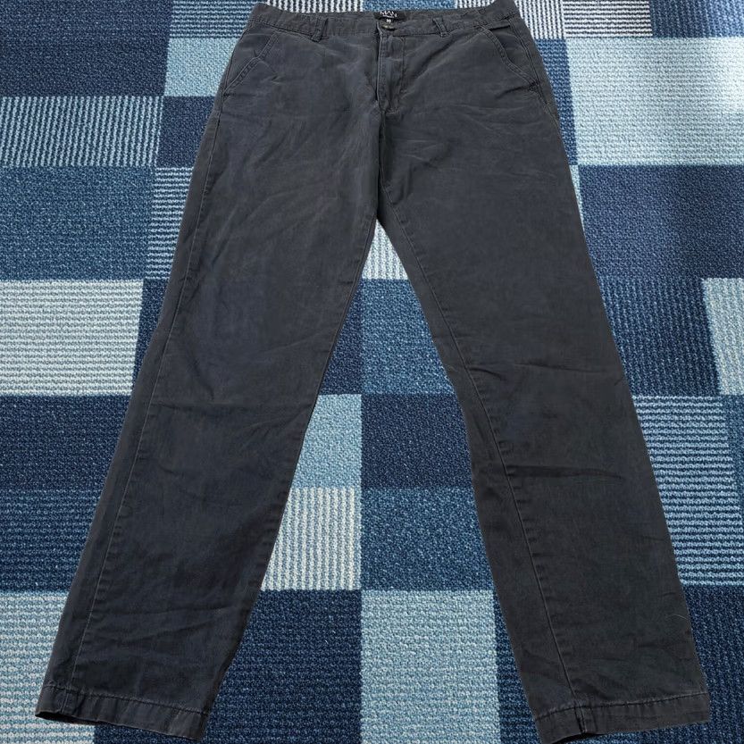 Boohoo Boohoo Pants Mens 30 x 30 Black Cotton Chino Casual Flat Front Size US 30 / EU 46 - 1 Thumbnail