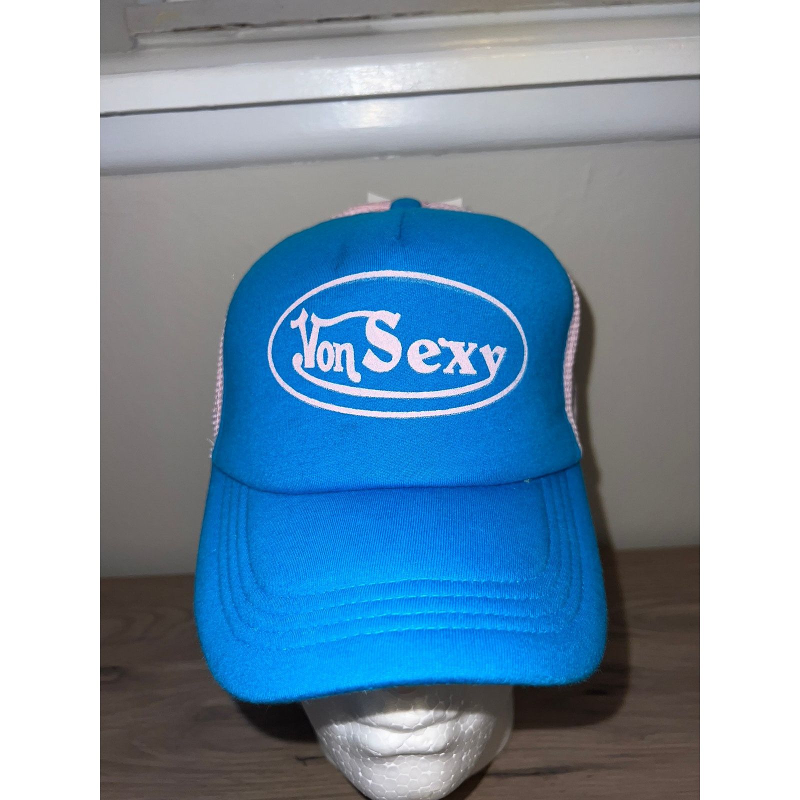 Vintage Y2K Von Sexy Blue Pink Trucker Hat Headwear Designer 2000s Size ONE SIZE - 2 Thumbnail