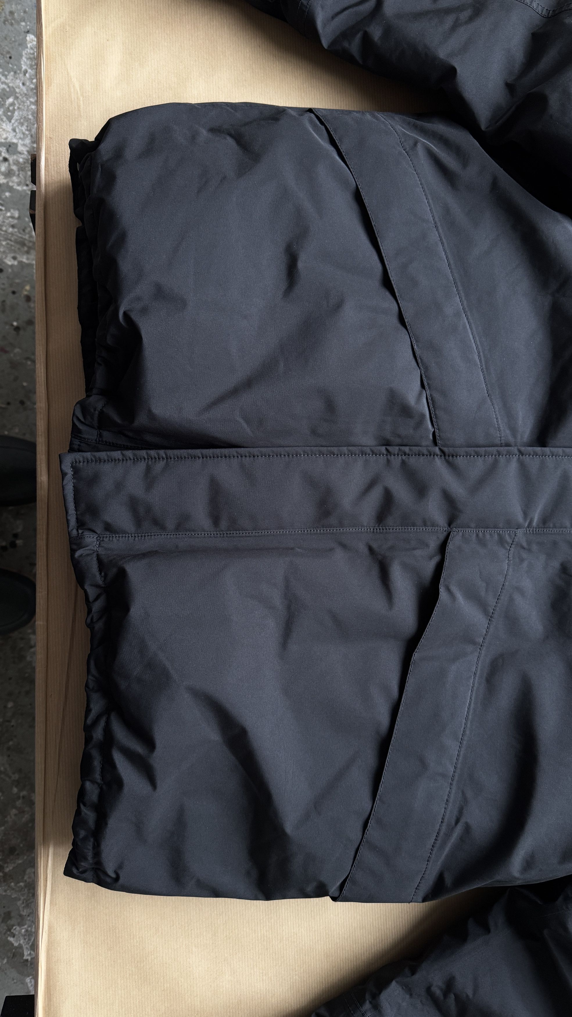 Nanamica aa . L . new . GORE-TEX . KODENSHI . SHORT DOWN COAT Size US L / EU 52-54 / 3 - 2 Thumbnail
