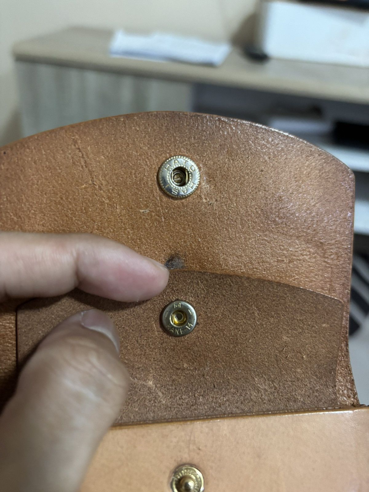 Handmade VINTAGE LEATHER WALLET HATO HASI BUTTON Size ONE SIZE - 7 Thumbnail