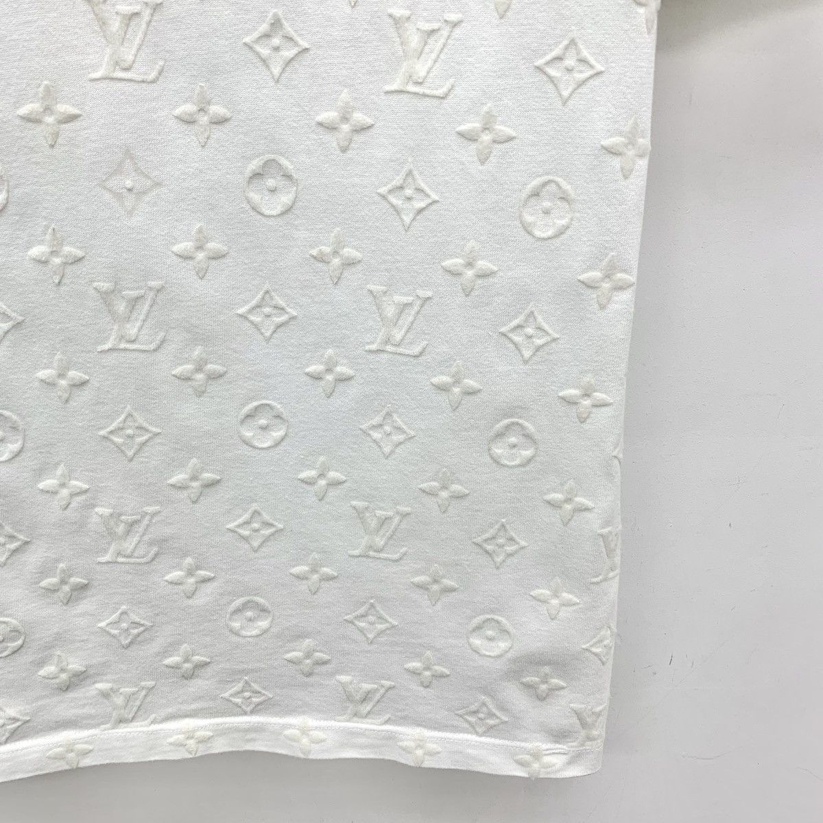 Louis Vuitton White Patterned Short-Sleeve Shirt Size M Size US M / EU 48-50 / 2 - 4 Thumbnail