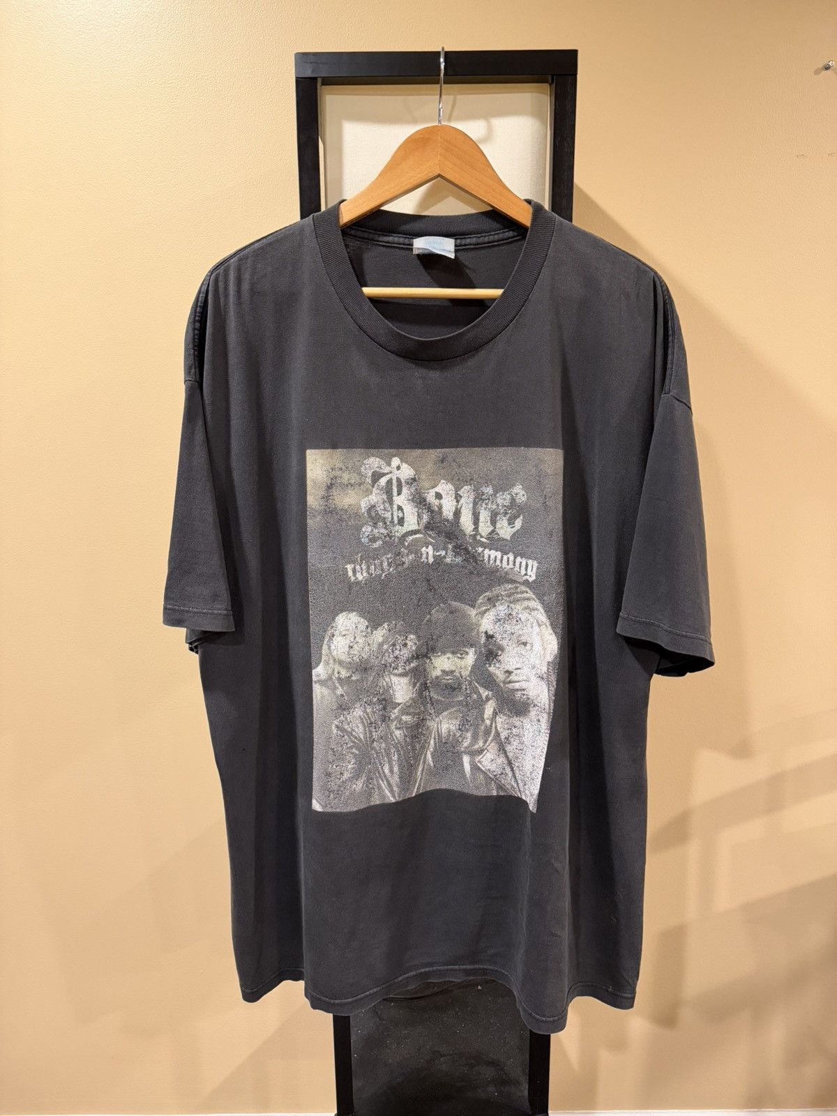 Vintage Vintage Bone Thugs N Harmony BTNH Resurrection Faded Rap Tee Size US XXL / EU 58 / 5 - 1 Thumbnail