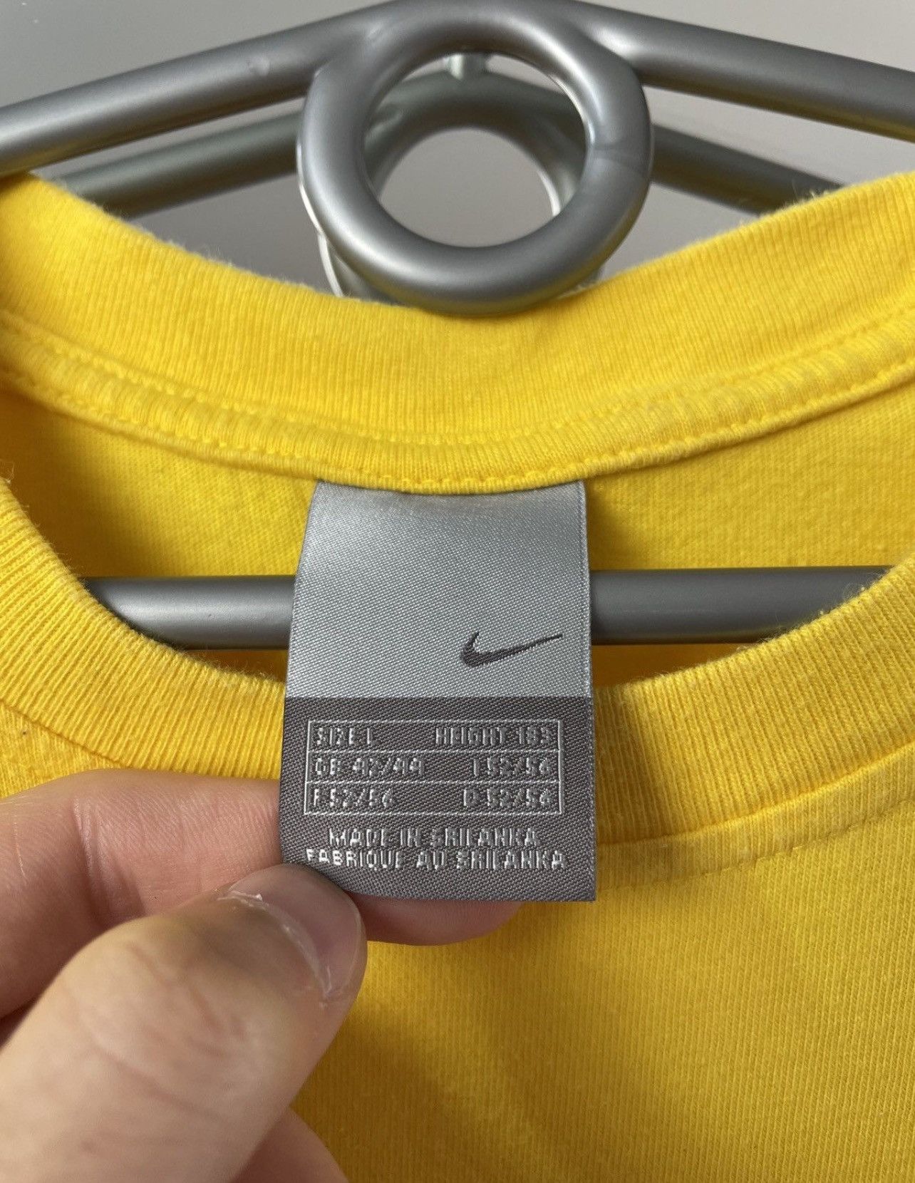Nike Vintage Y2K Nike FC Brasil Soccer Jersey Blockcore Tee Size US M / EU 48-50 / 2 - 7 Thumbnail
