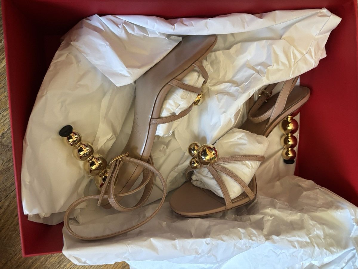 Salvatore Ferragamo Ferragamo spherical heel sandal Size US 7.5 / IT 37.5 - 2 Thumbnail