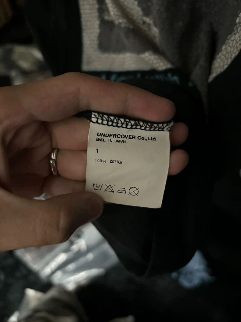 Undercover Undercover 10 SS LESS BUT BETTER PHASE PIXEL POINTS short Size US S / EU 44-46 / 1 - 3 Thumbnail