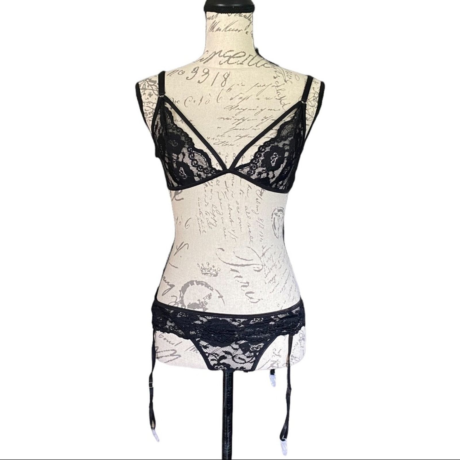 Black Lace 3 Piece Lingerie Bralette Panty Set Size Medium, Women's