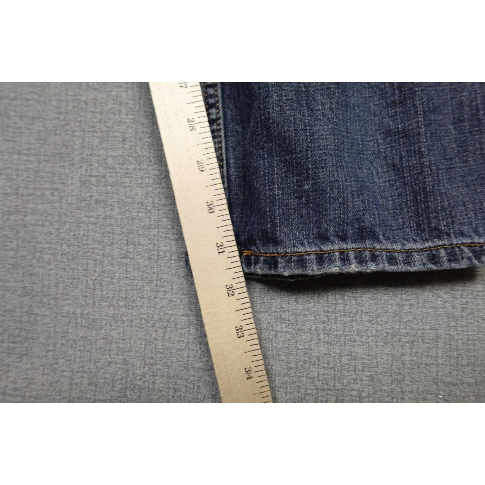 Levi's Levi's 559 Jeans Mens 36x30 Blue Relaxed Straight Denim 100% Cotton Regular Waist 5-Pocket USA 90s Theme Mens Size US 36 / EU 52 - 6 Thumbnail