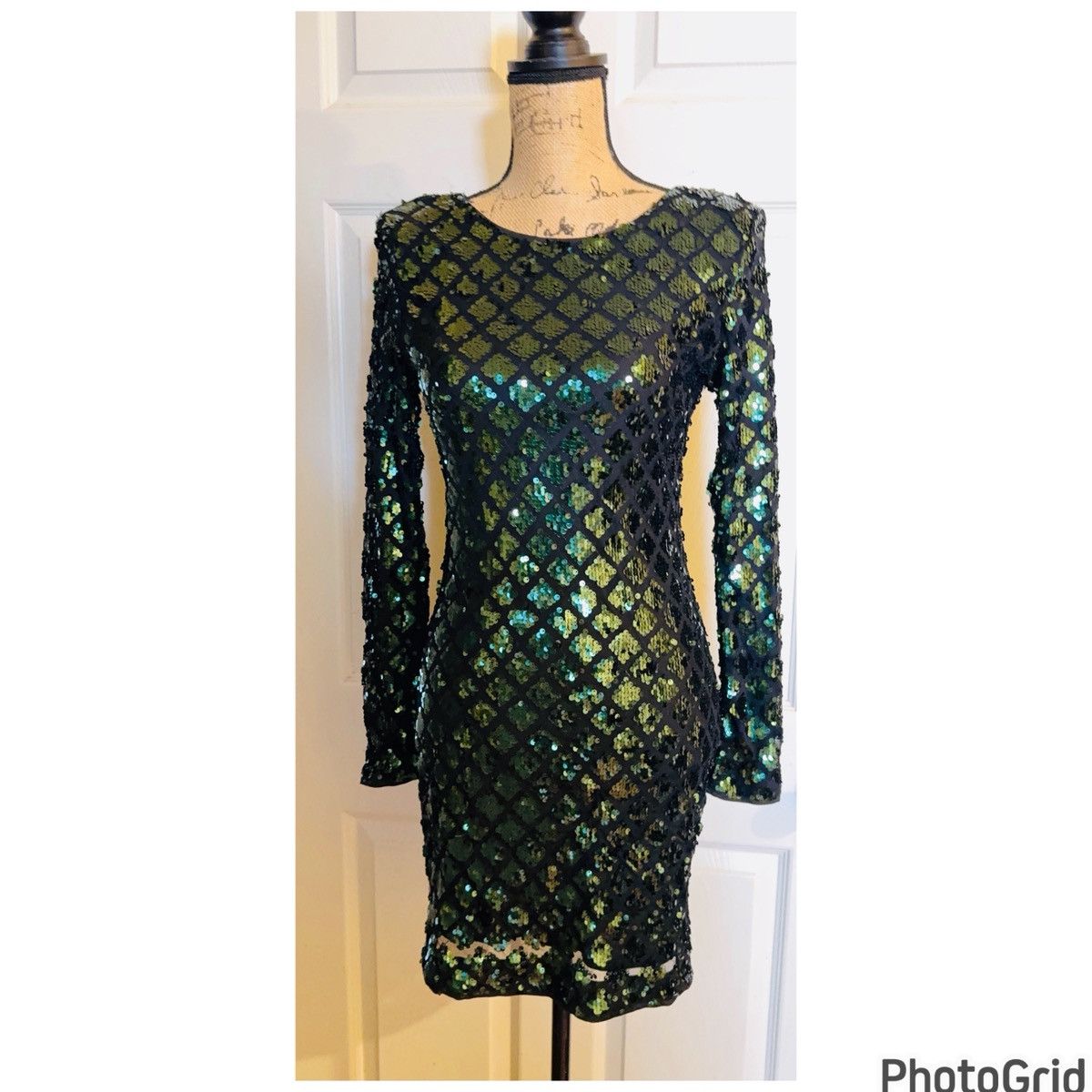 H&M H&M Emerald Sequin Dress Size M / US 6-8 / IT 42-44 - 2 Thumbnail