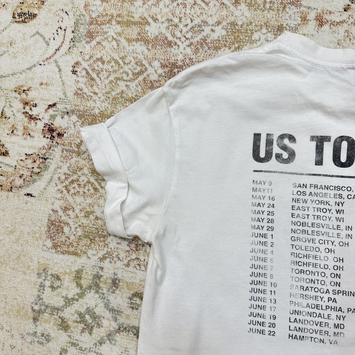 Guns N' Roses × Vintage Vintage Guns N Roses T-shirts Tour 2016 Big Logo Band Y2K Size US S / EU 44-46 / 1 - 9 Thumbnail