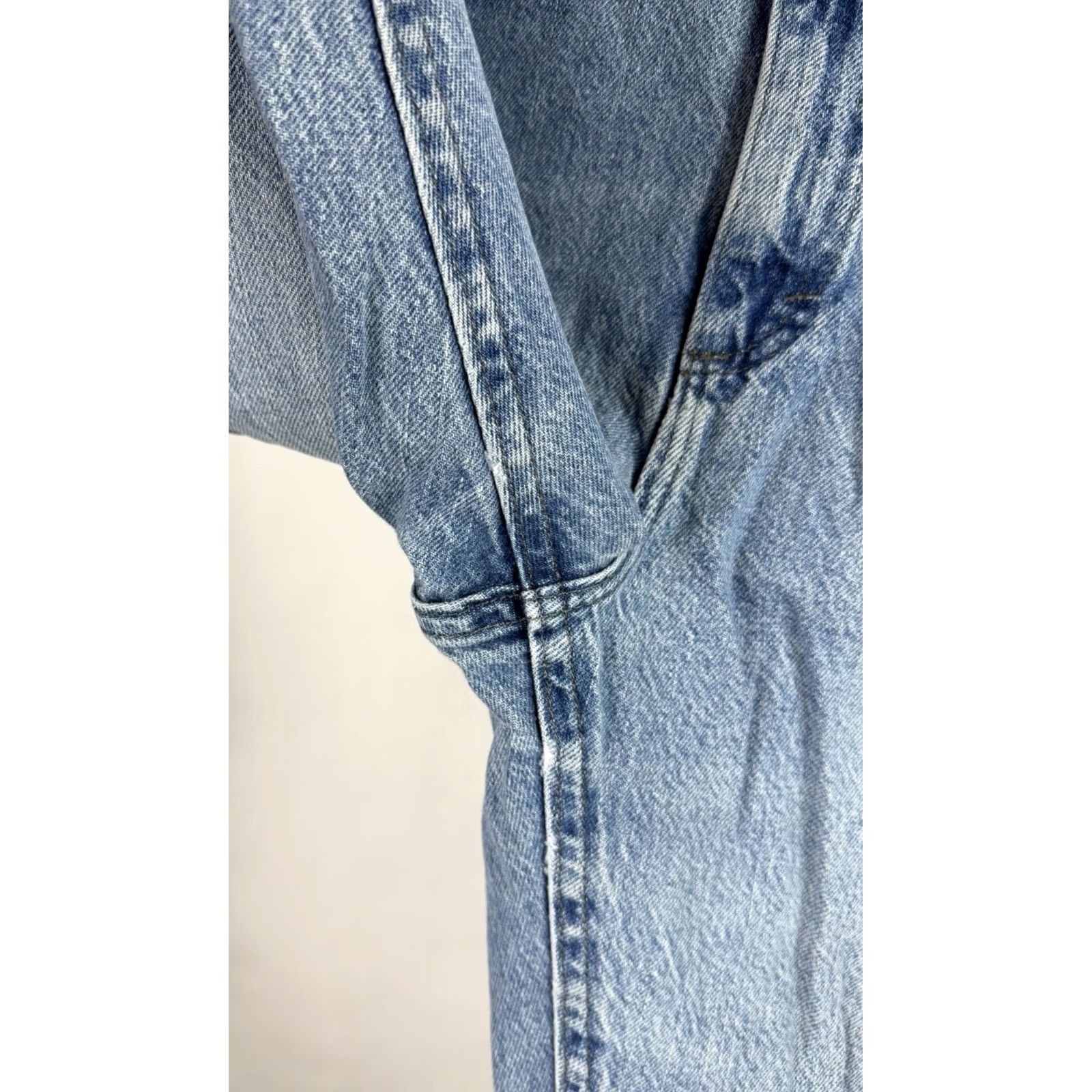 Lee VINTAGE Lee Jeans Womens 28x31 ACTUAL High Waist Tapered Leg 90s Grunge Mom Size 28" / US 6 / IT 42 - 6 Thumbnail