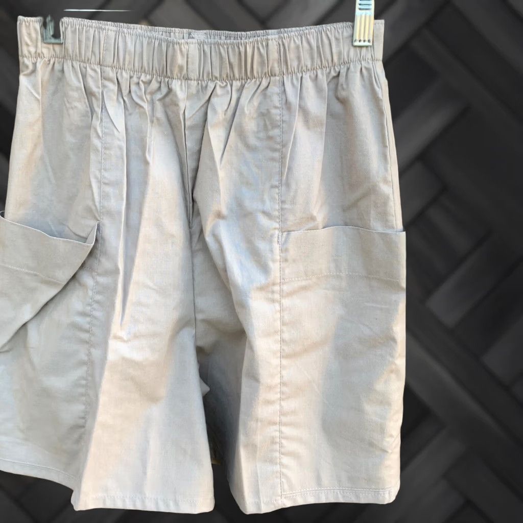 Cherokee VINTAGE Cherokee Shorts High Waist Big Side Pockets khaki 80s 1980s Size 14 Beige Cotton Women Casual Pockets 80s Style FW21470 Mens Womens Girls Boys Size 36" / US 14 / IT 50 - 1 Thumbnail