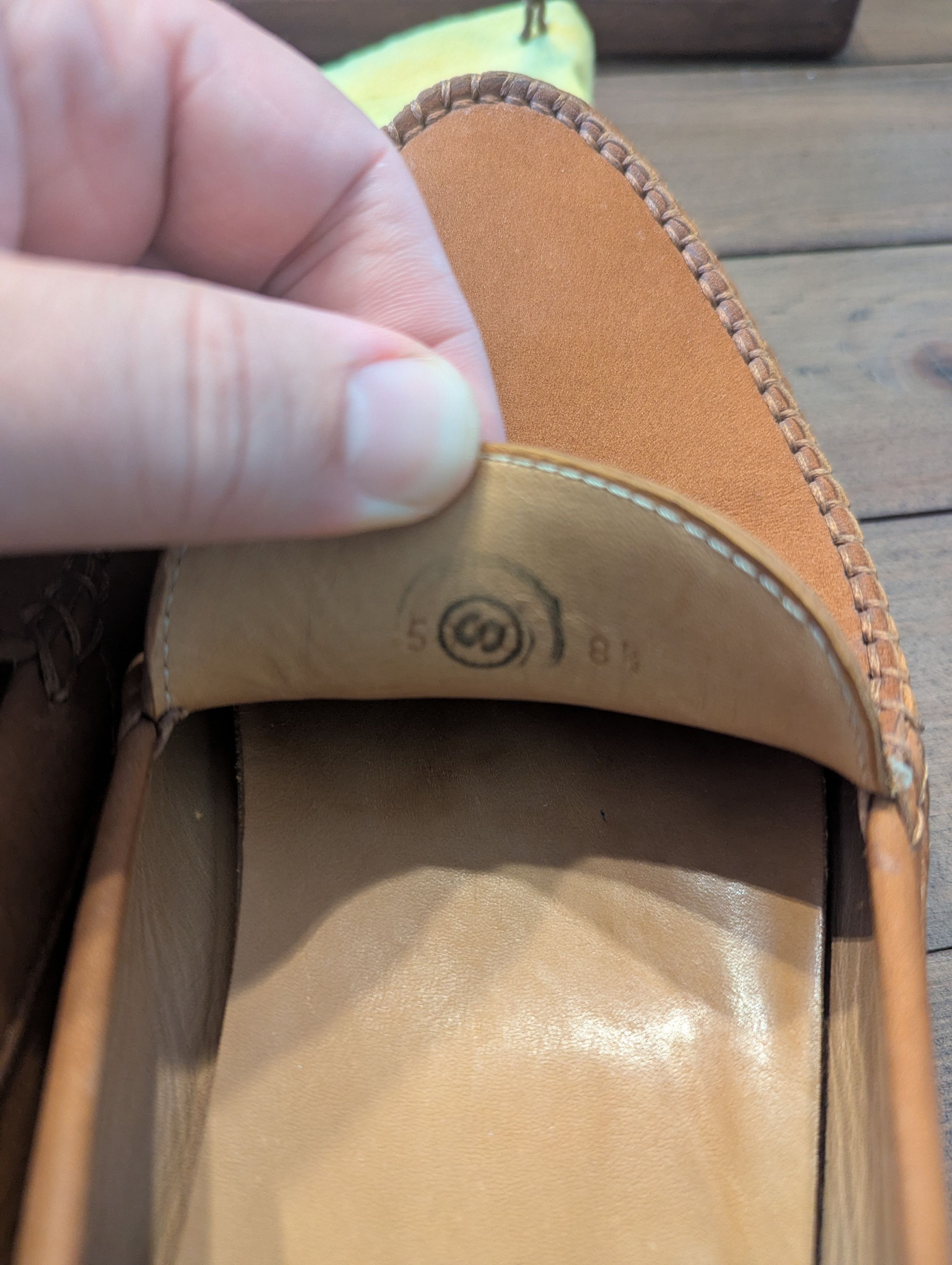 John Lobb John Lobb driver shoes - EUC w/dustbag, box Size US 9 / EU 42 - 7 Thumbnail