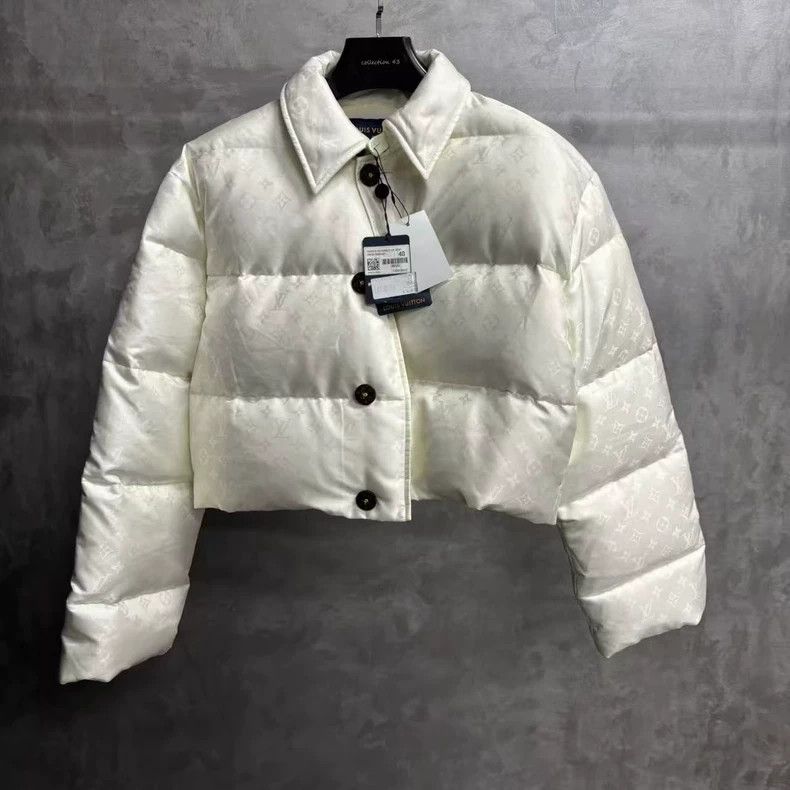 Other Louis Vuitton White Lapel Button Short Long Sleeve Jacket Size S / US 4 / IT 40 - 1 Thumbnail