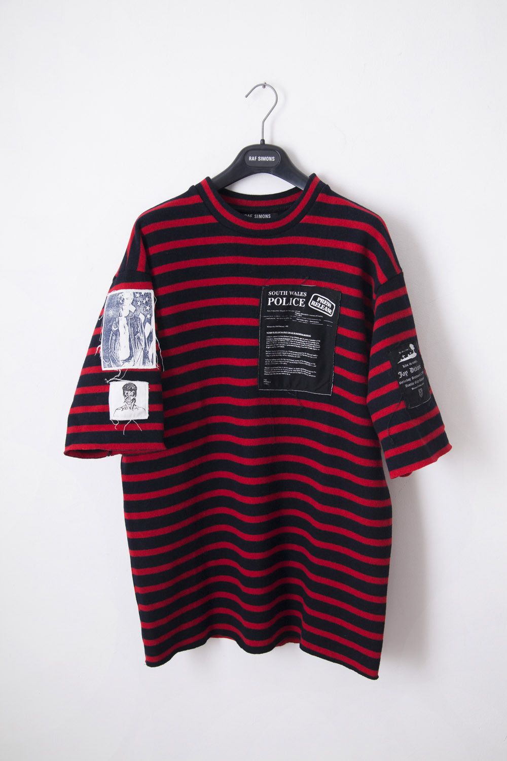 Raf Simons AW01 Riot Riot Riot patched sweater Size US S / EU 44-46 / 1 - 1 Thumbnail