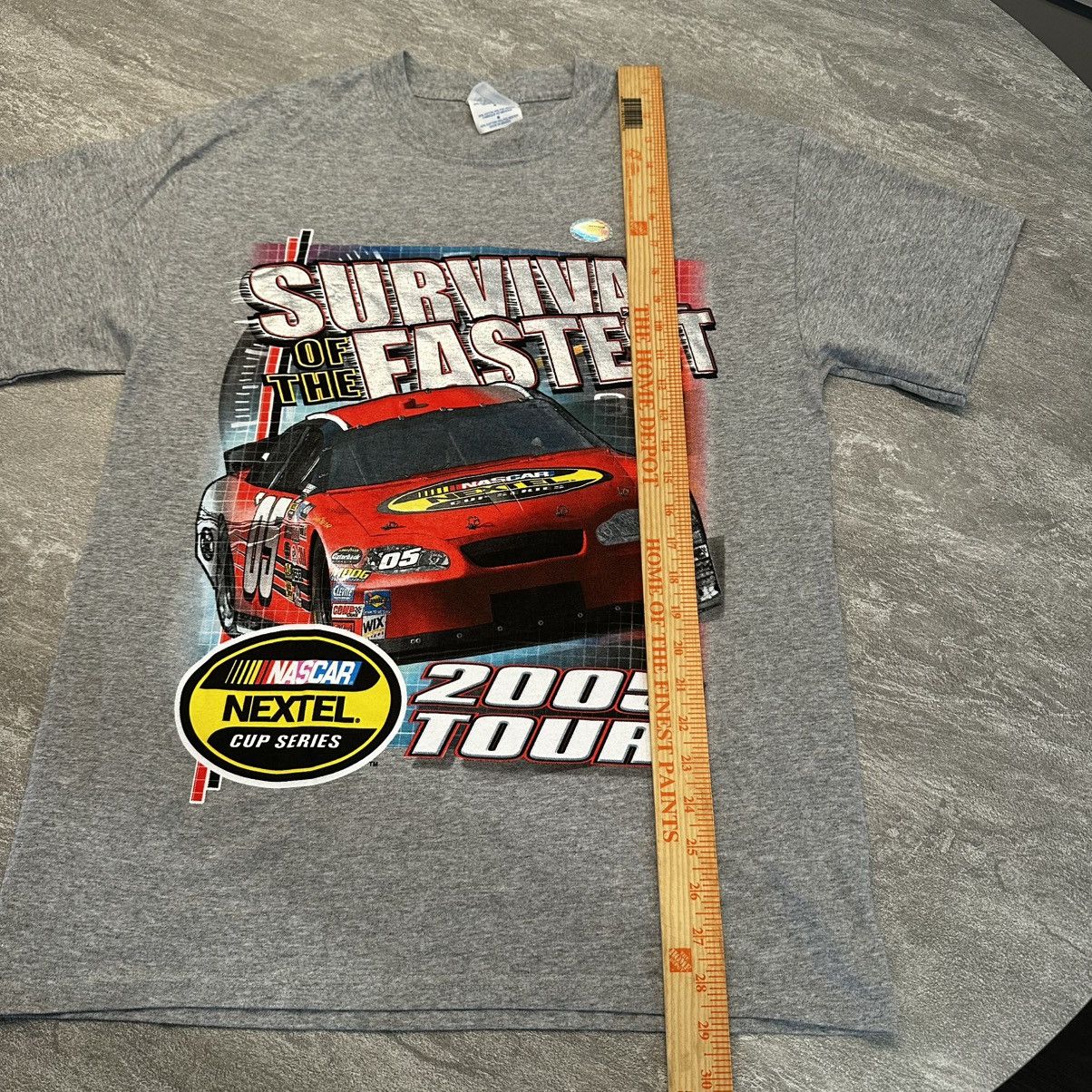 NASCAR × Vintage VTG NASCAR T Shirt 2005 Tour Survival Of Fastest Racing Size US M / EU 48-50 / 2 - 6 Thumbnail