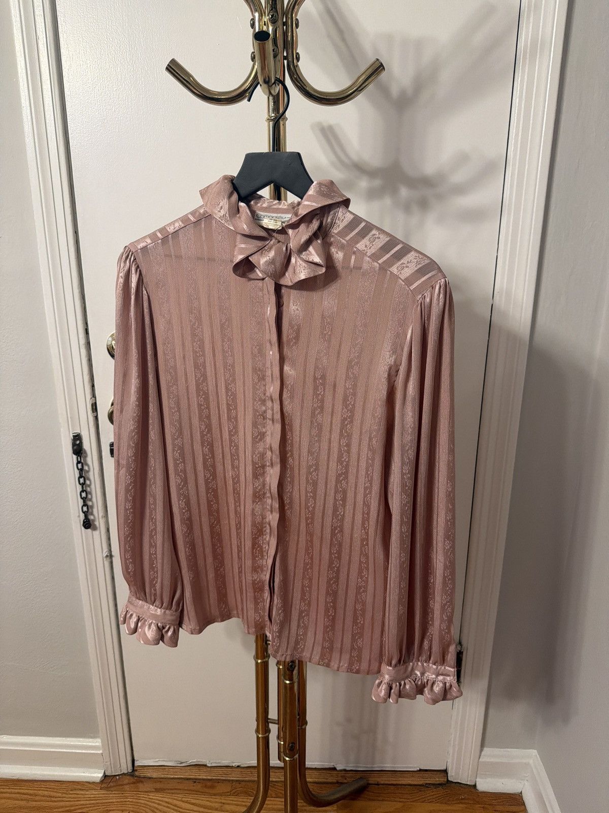 Vintage Vintage Compositions Ruffled Button Up Size M / US 6-8 / IT 42-44 - 1 Thumbnail