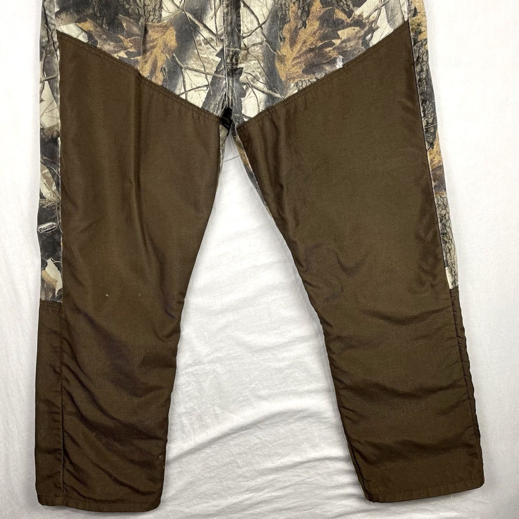 Wrangler VINTAGE Wrangler Pro Gear Pants Mens 40x30 RealTree Woodland Camo Brush Guard Hunting Jeans 5-Pocket Mens Green Camouflage Denim Cotton Wool? Size US 40 / EU 56 - 3 Thumbnail