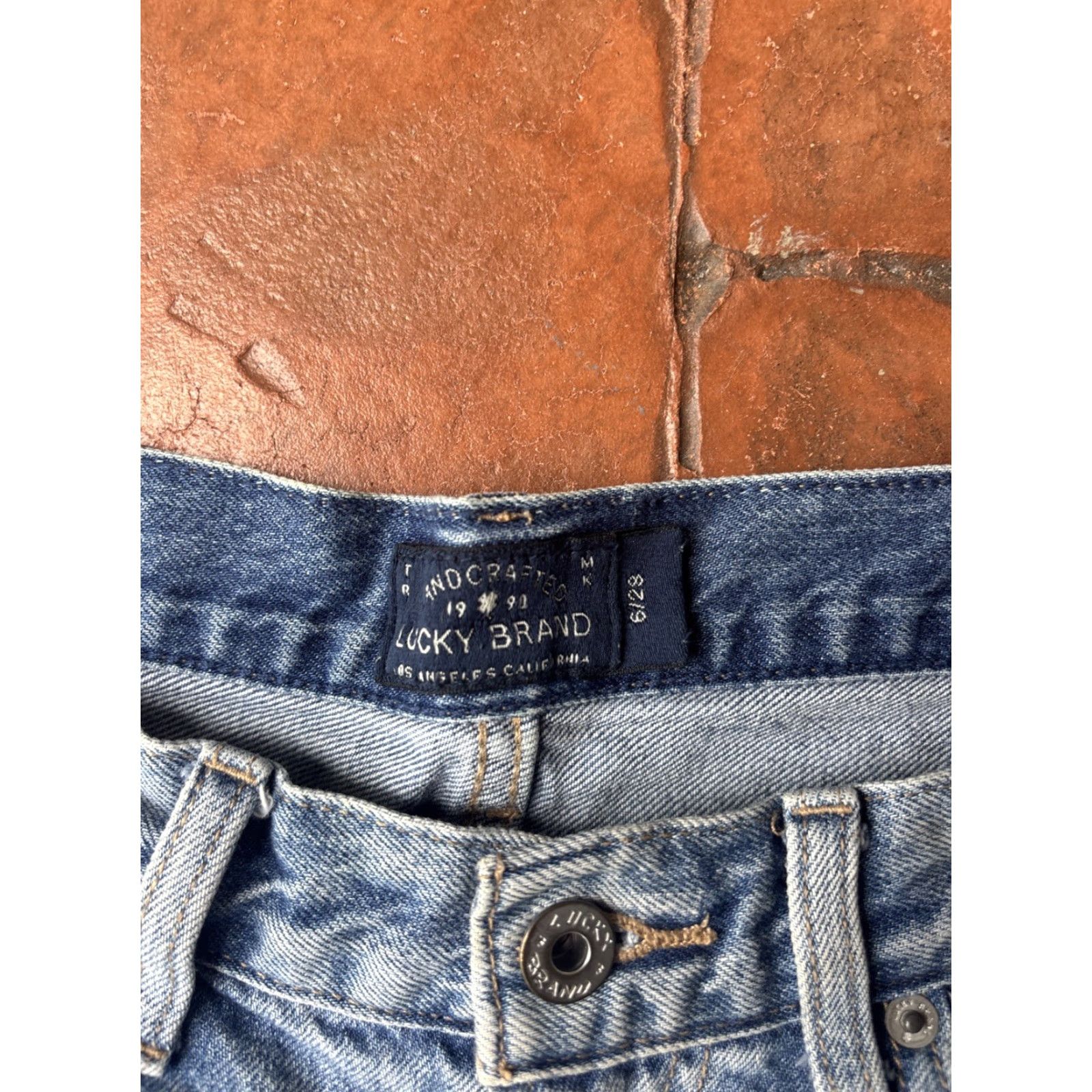 Lucky Brand VINTAGE Lucky Brand Cut Off Booty Denim Jean Shorts Women’s 6/28 Blue 100% Cotton Denim Casual Party/Cocktail Womens Size 28" / US 6 / IT 42 - 2 Thumbnail