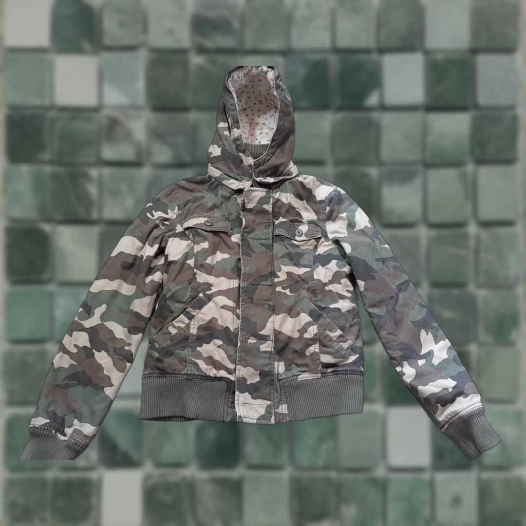 TNA TNA Jacket Womens M Insulated Camouflage Full Zip Hooded Cotton Multicolor Full Zip Camouflage Jacket Womens M Size M / US 6-8 / IT 42-44 - 1 Thumbnail