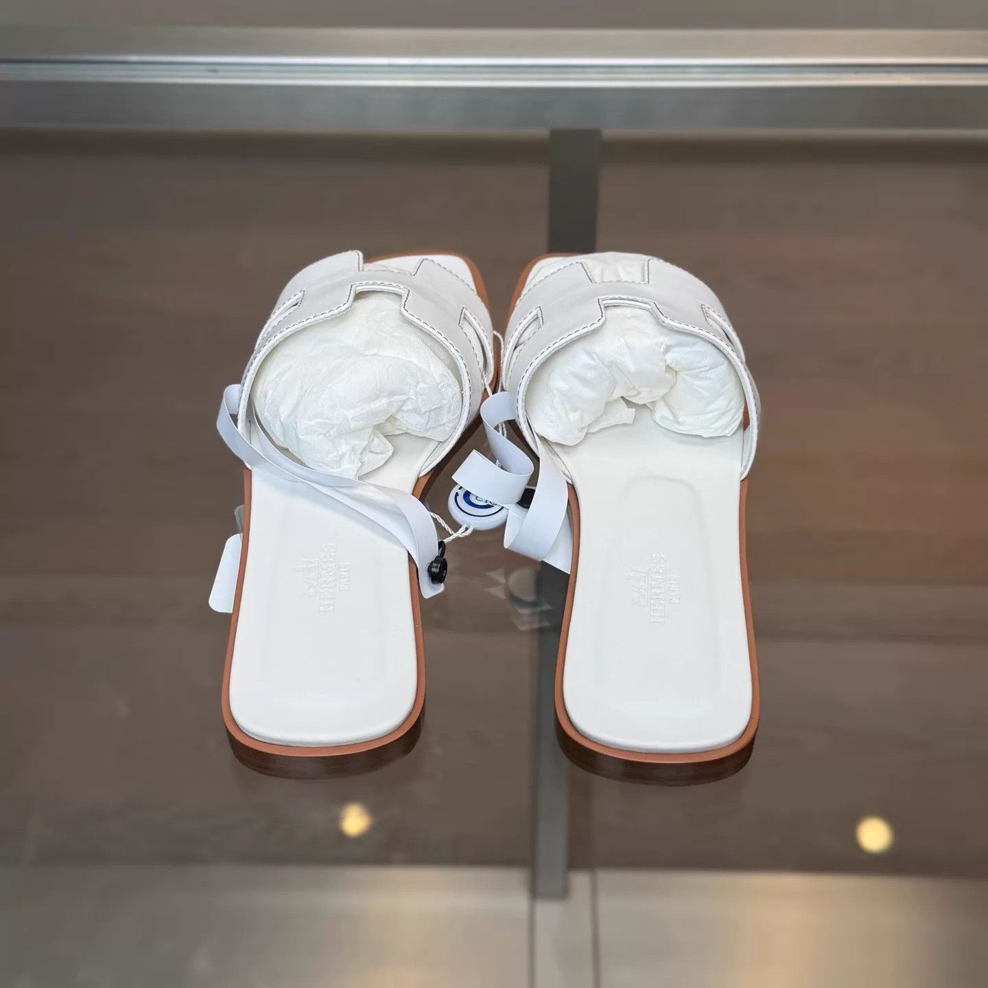 Hermes Hermes Oran White H Mule, 37.5, Unworn, Original Box Size US 7 / IT 37 - 5 Thumbnail
