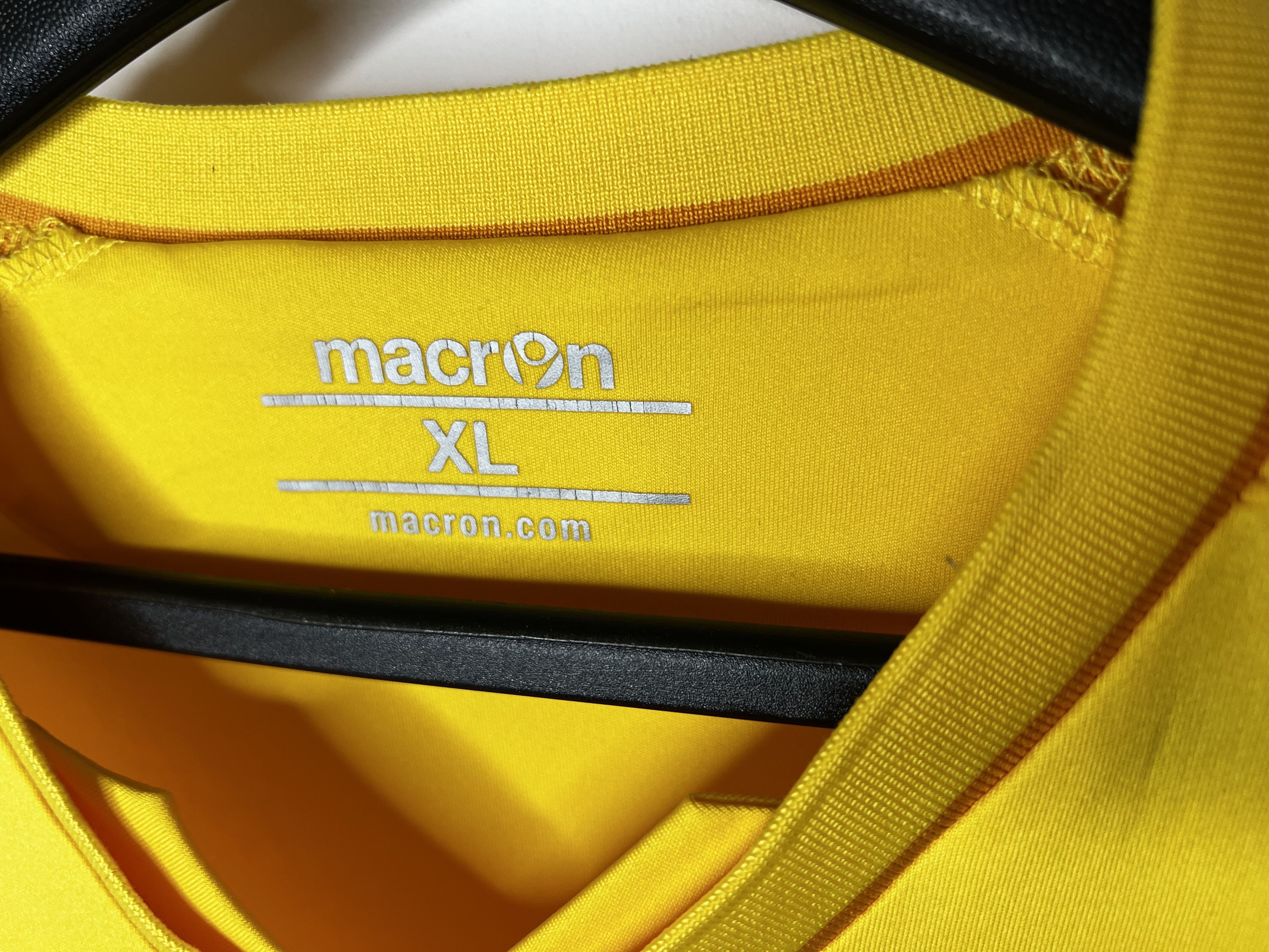 Macron BRISTOL ROVERS 2018 GOALKEEPER FOOTBALL SHIRT SOCCER JERSE Size US XL / EU 56 / 4 - 4 Thumbnail