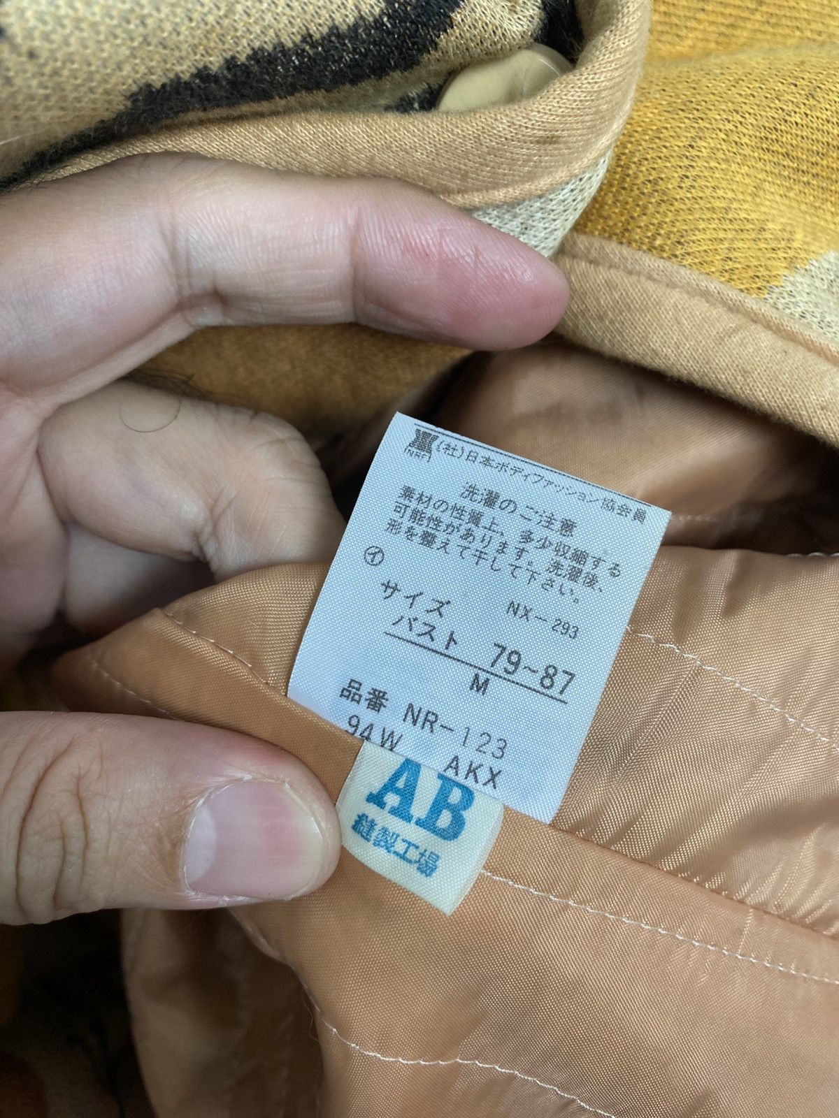 Japanese Brand Rare‼️ Vintage ILe Saint Louis Button Up Made in Japan Size M / US 6-8 / IT 42-44 - 8 Thumbnail