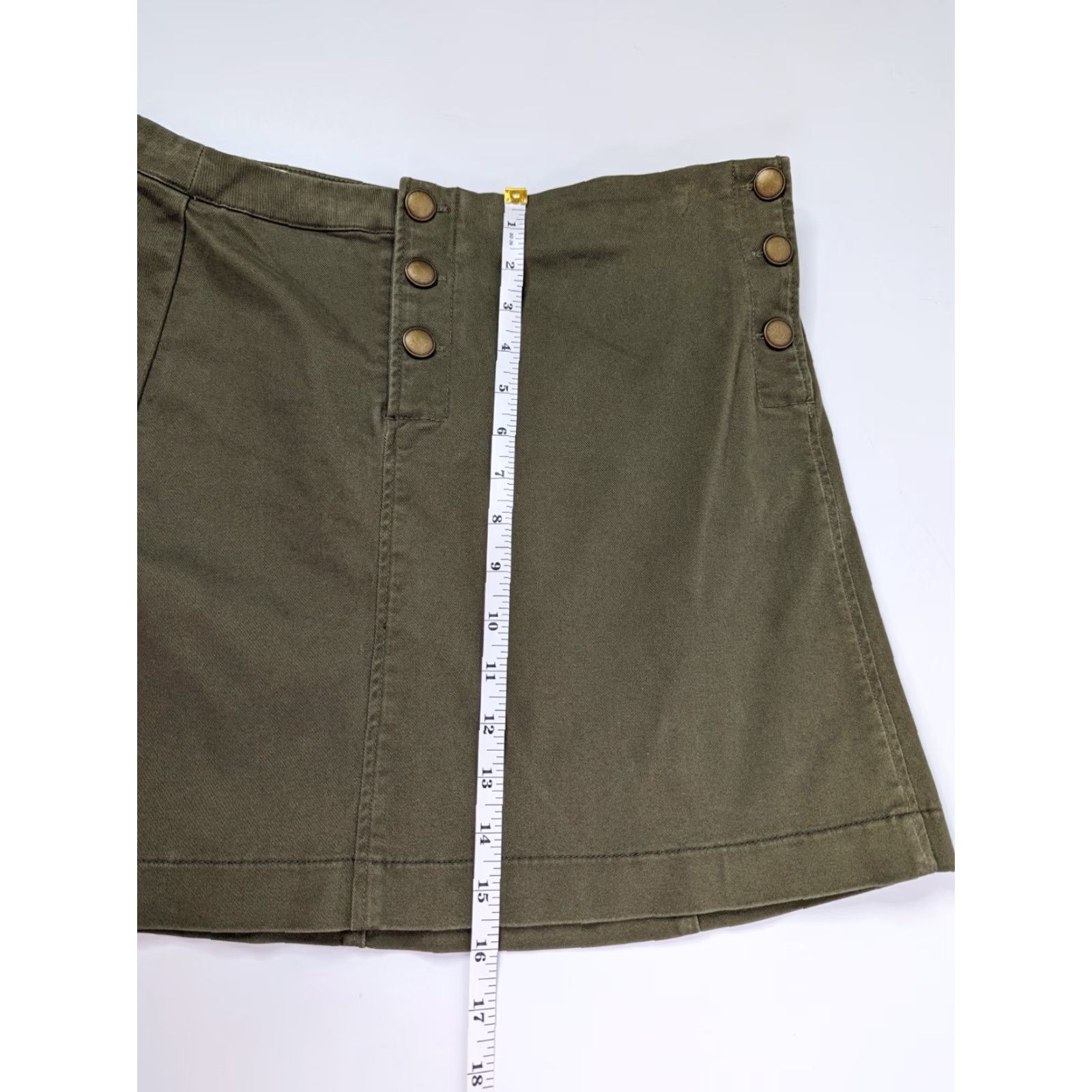 Abercrombie & Fitch Abercrombie & Fitch Skirt Women's 8 Oliver Green Button Outdoor Denim Cotton Blend Casual Bohemian Nature A-Line Short Vintage: No (adjust to rules) Size 30" / US 8 / IT 44 - 3 Thumbnail