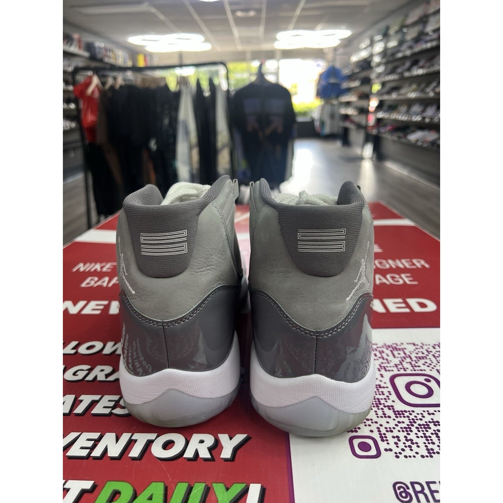 Jordan Brand Air Jordan 11 Cool Grey Size 10.5 CT8012-005 Size US 10.5 / EU 43-44 - 5 Thumbnail