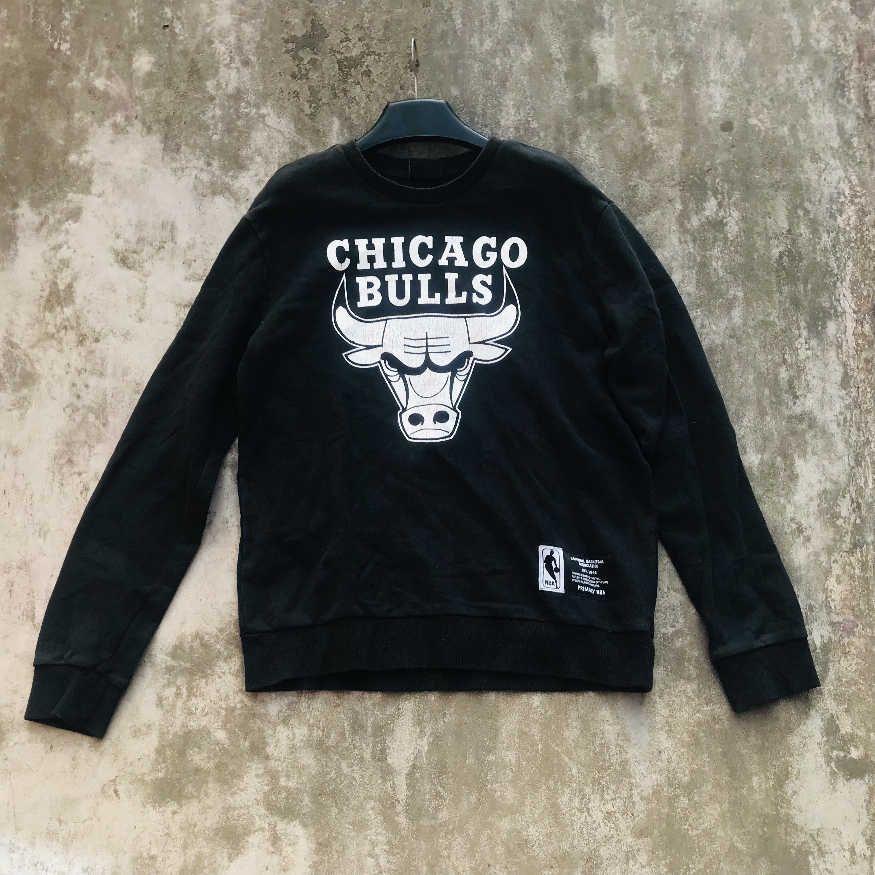 NBA × Vintage Vintage NBA Chicago Bull Sweatshirt... Size US L / EU 52-54 / 3 - 1 Thumbnail