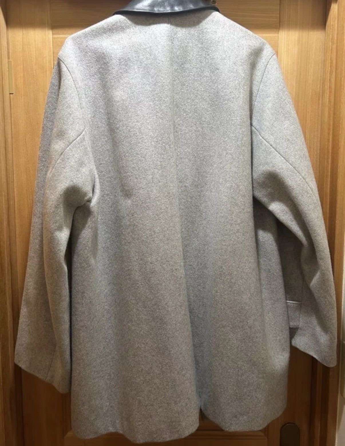 Omar Afridi Omar Afridi Grey Wool Leather Collar Balmacaan Coat K23 Size US S / EU 44-46 / 1 - 2 Thumbnail