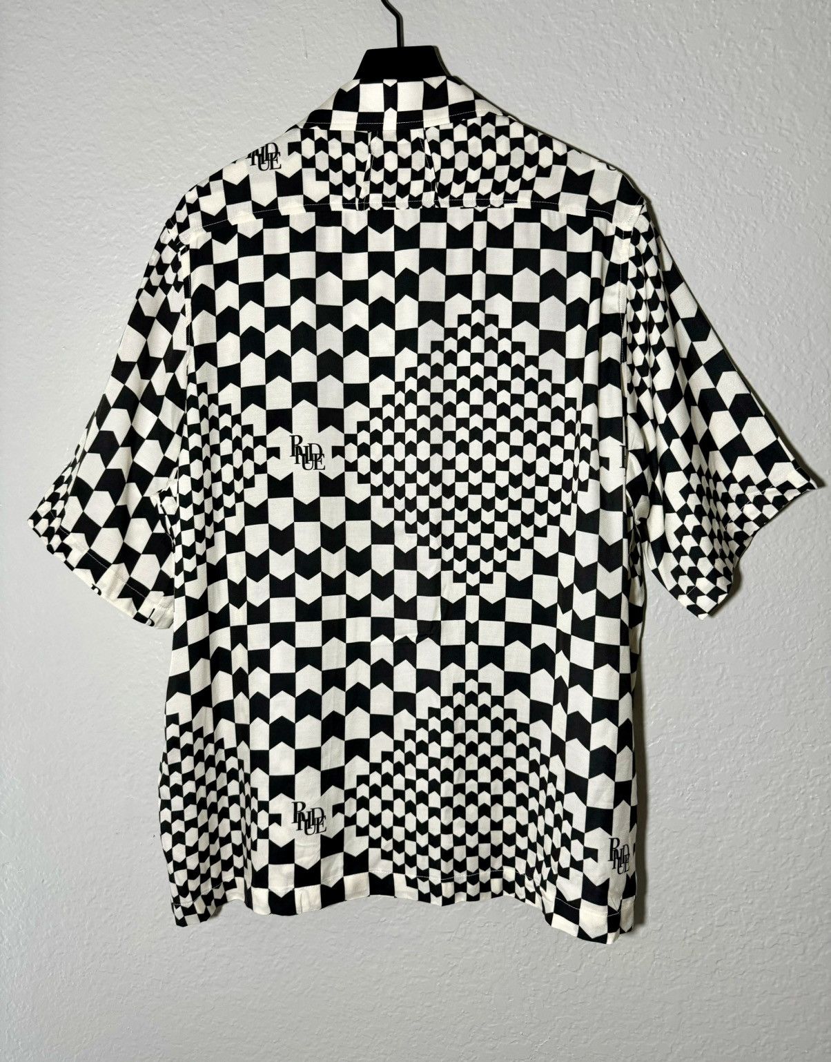 Rhude Rhude Logo Button Up Shirt All Over Print XL Size US XL / EU 56 / 4 - 9 Thumbnail