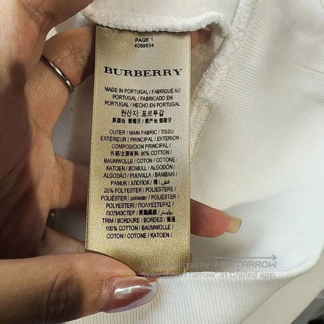 Burberry burberry white logo sweatshirt in size medium. Size US M / EU 48-50 / 2 - 4 Thumbnail