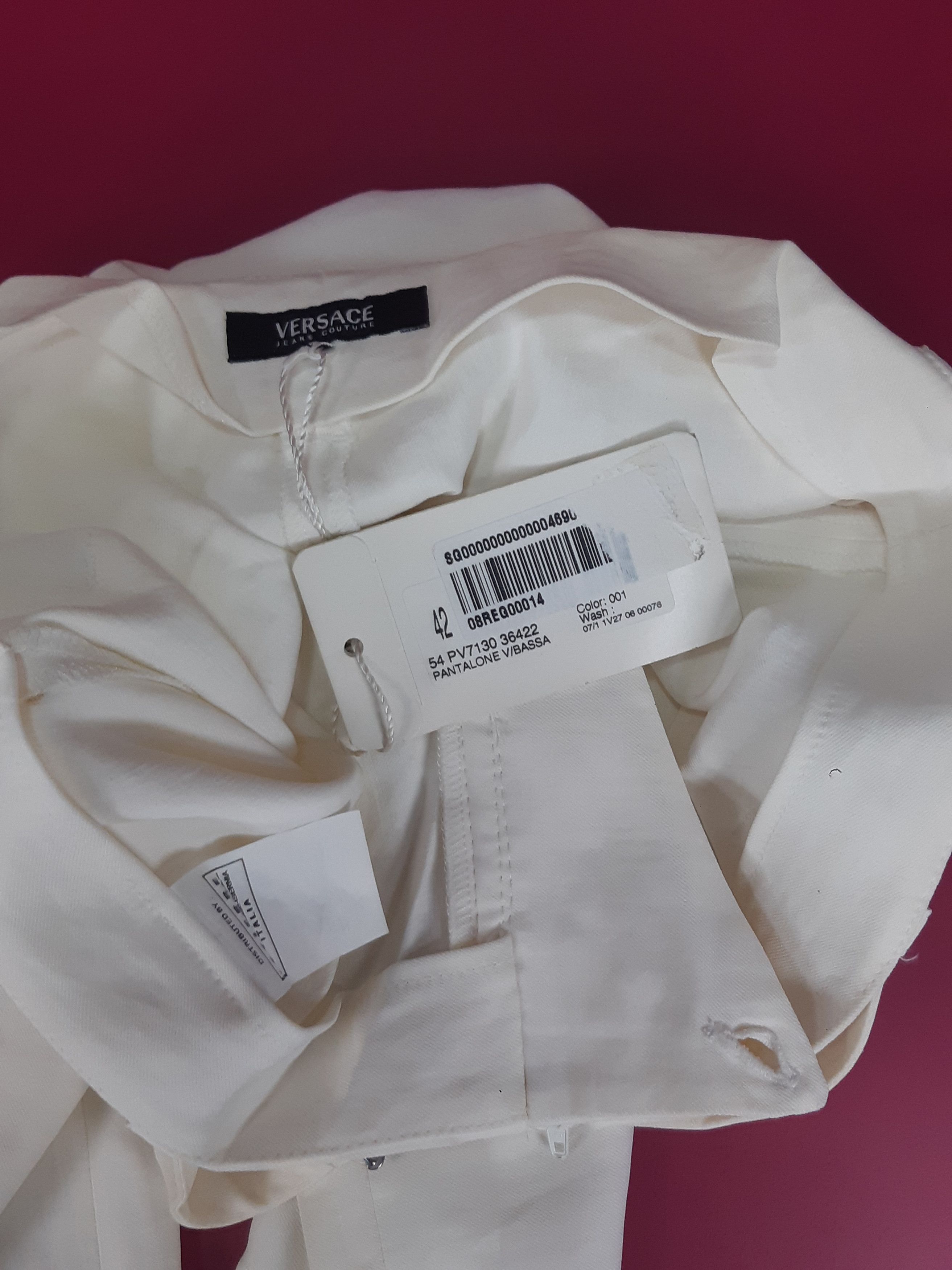 Versace Jeans Couture Vintage VERSACE Jeans Couture Italy Jeans size 28/42 NWT Size 28" / US 6 / IT 42 - 9 Thumbnail