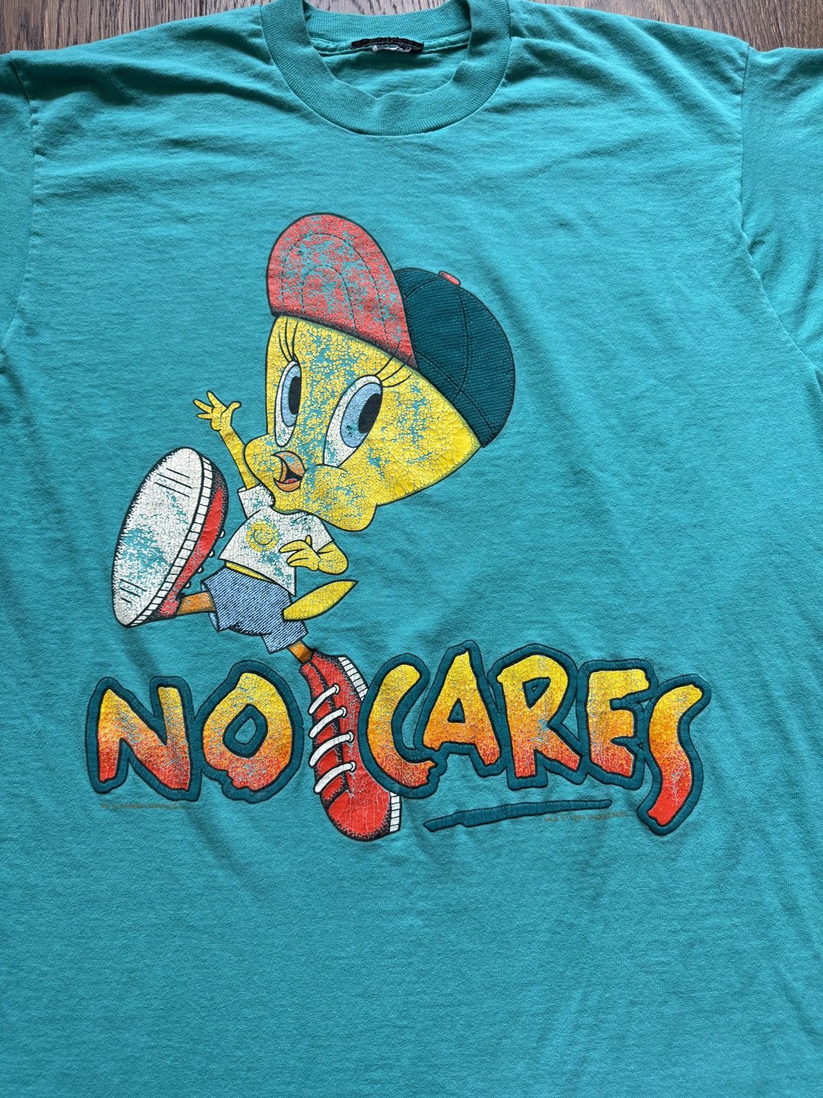 Vintage Vintage 90s Tweety Bird Looney Tunes No Cares Graphic Tee Size US L / EU 52-54 / 3 - 2 Thumbnail