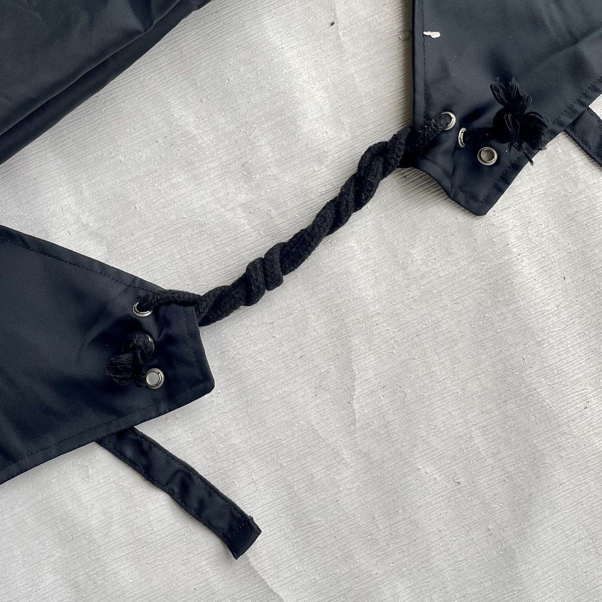 Japanese Brand 🔥 RARE BLACK NYLON MULTIPURPOSE TACTICAL VEST BACPACK Size ONE SIZE - 14 Thumbnail