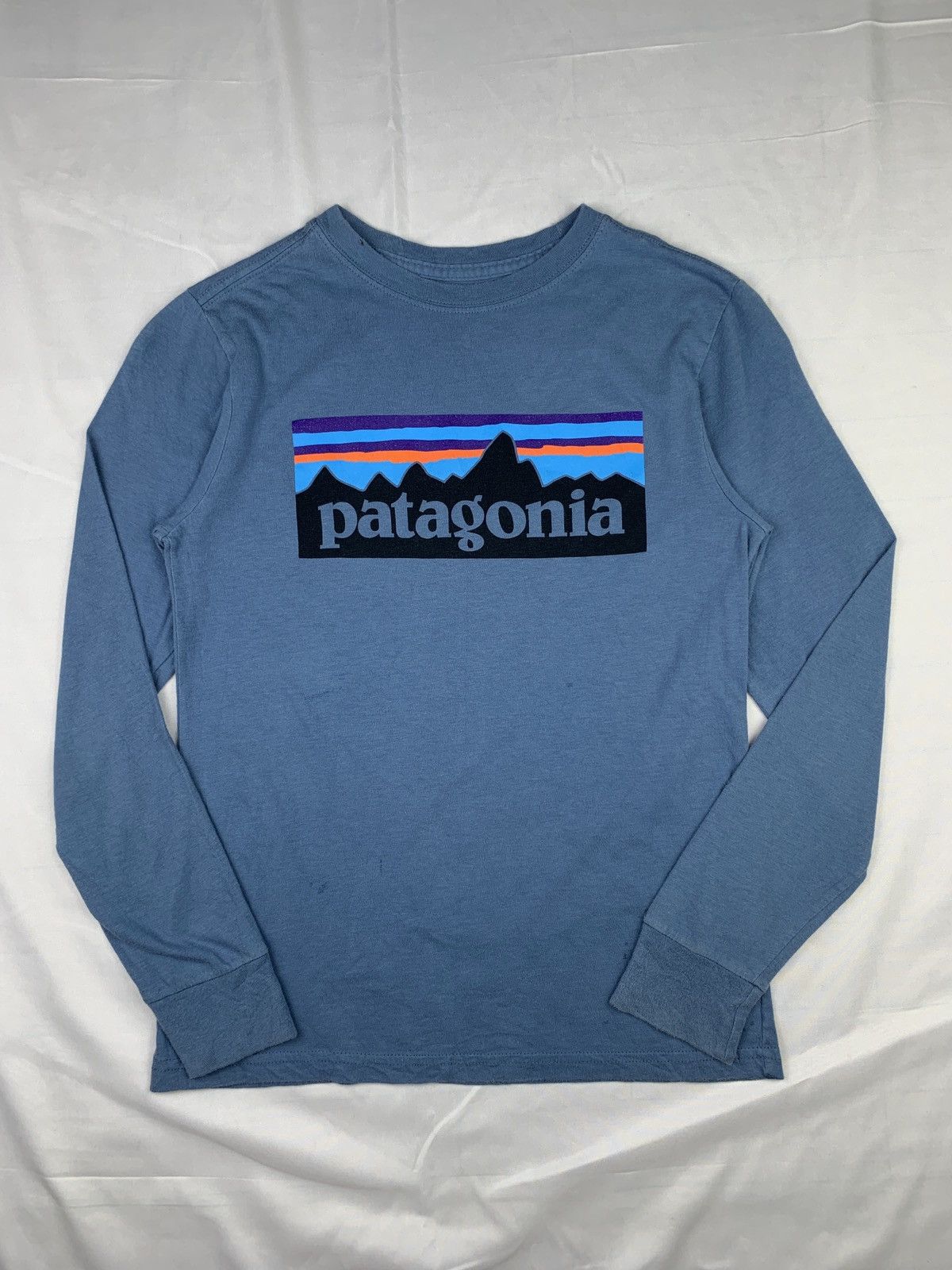 Patagonia Patagonia Teal Blue Iconic Chest Logo Graphic Longsleeve Top Size S / US 4 / IT 40 - 1 Thumbnail