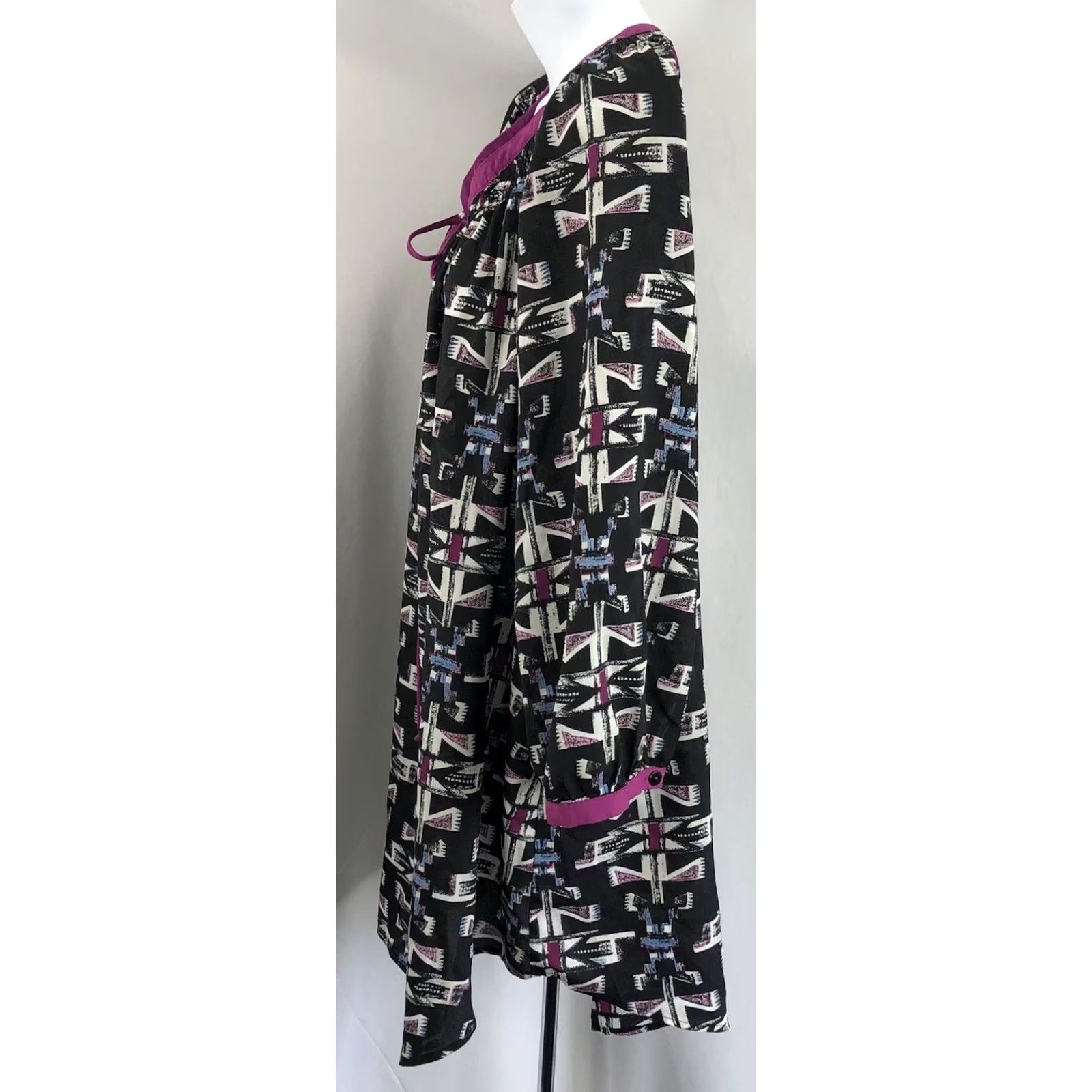 Vintage Daniel Rainn Geometric Tie 3/4 Sleeve Blouse 2X Black Purple Geometric Abstract Casual Women Shirt Size XXL / US 16-18 / IT 52-54 - 2 Thumbnail