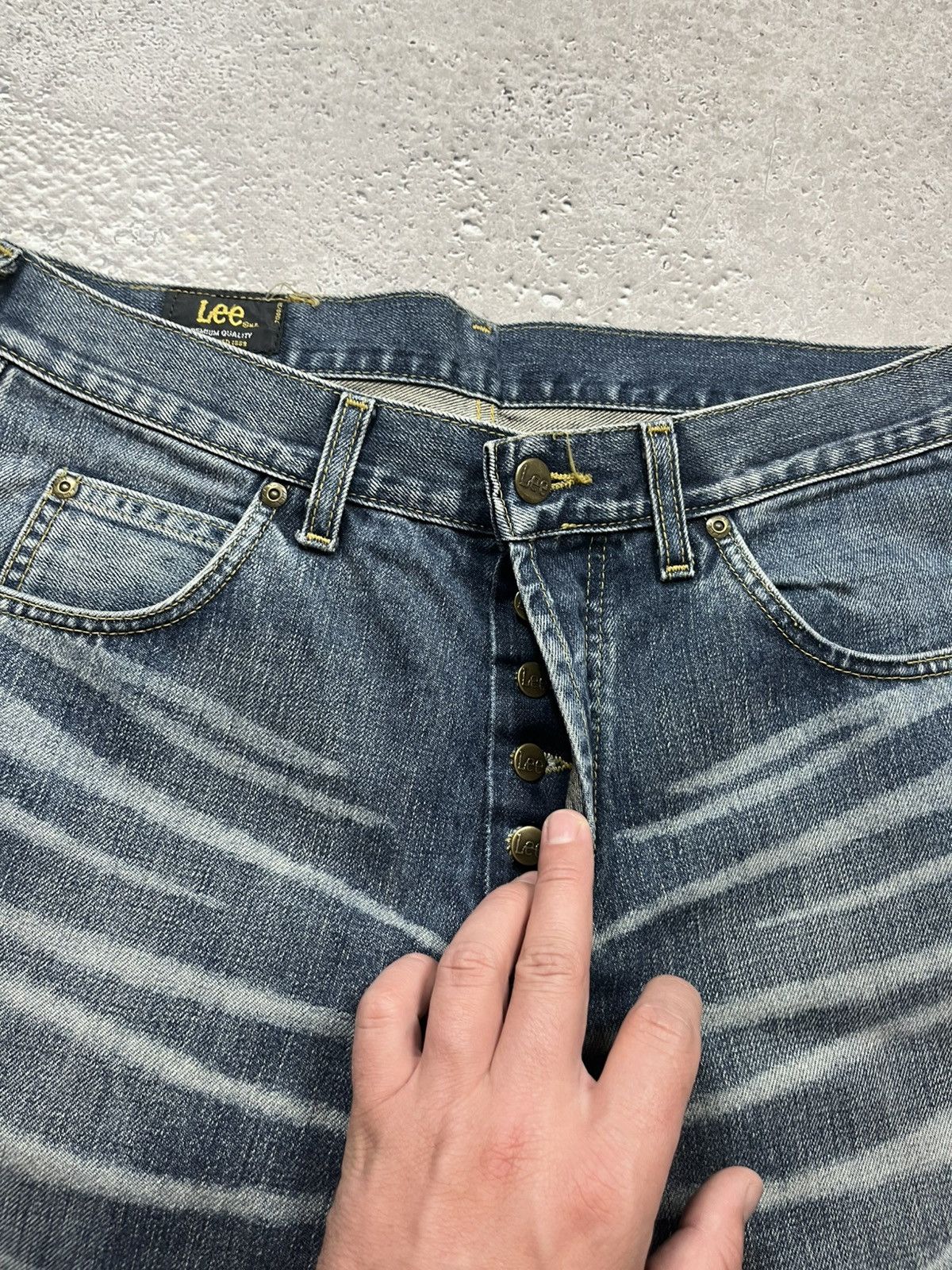Lee Vintage Lee Blue Jeans 33x34 Bootcut Slight Flare Fit Denim Size US 33 - 10 Thumbnail