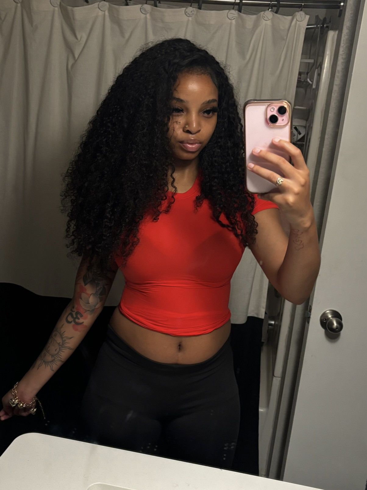 SKIMS Cherry red fits everyone top Size XS / US 0-2 / IT 36-38 - 2 Thumbnail