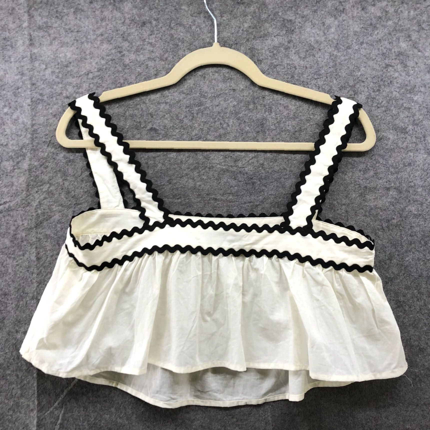 Vintage Petal & Pup Cami Top Womens S Ivory Scallop Otis Crop Top Size S / US 4 / IT 40 - 2 Thumbnail