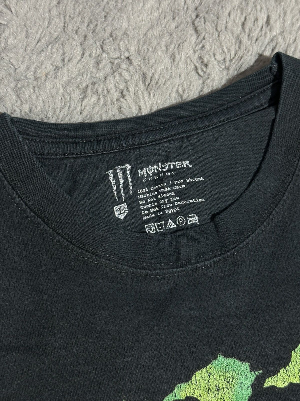 Japanese Brand Monster Energy Essential Graphic Tee Size US L / EU 52-54 / 3 - 4 Thumbnail