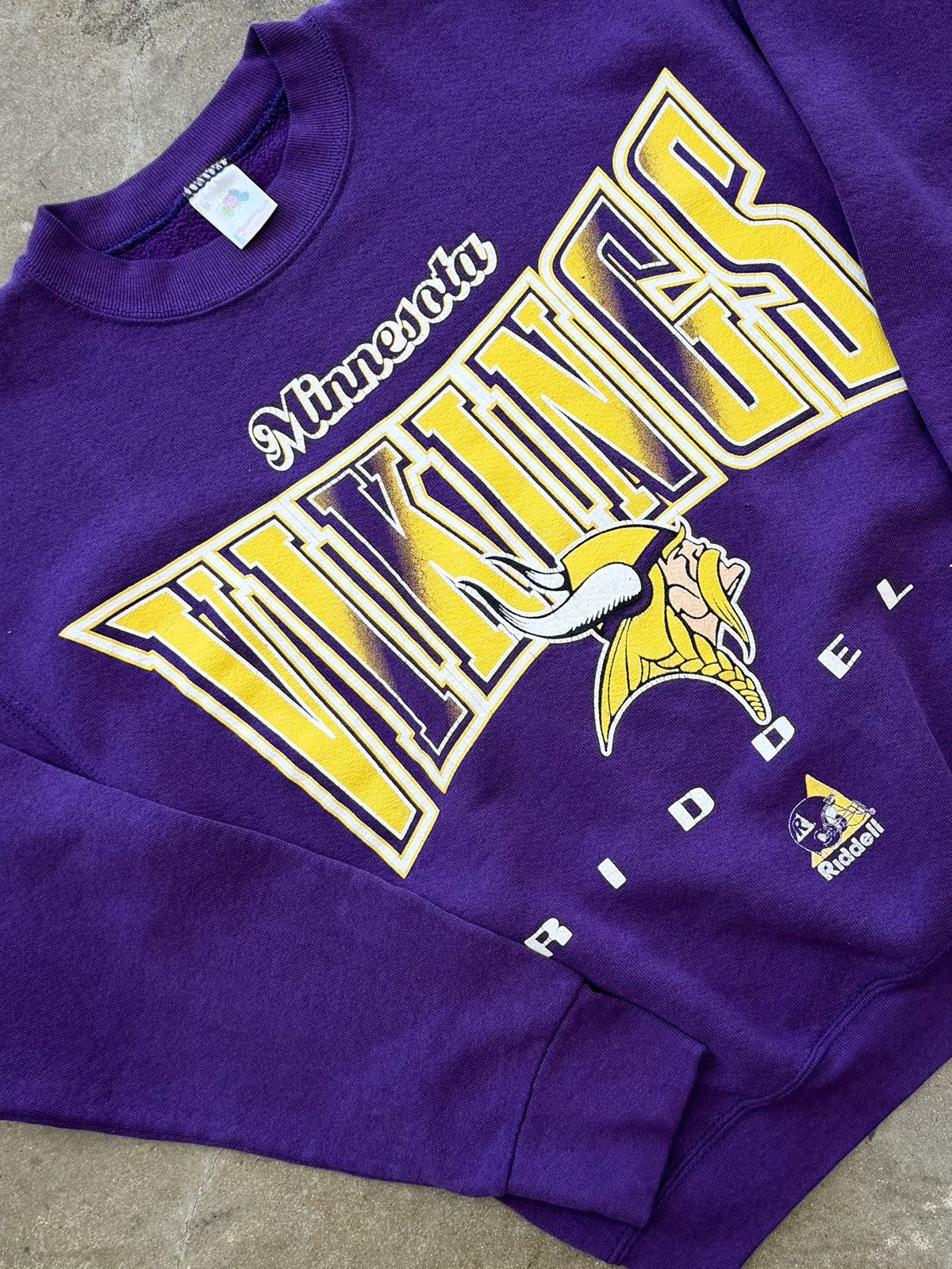 Fruit Of The Loom Vintage 1997 NFL Minnesota Vikings Riddell Crewneck Medium Size US M / EU 48-50 / 2 - 1 Thumbnail
