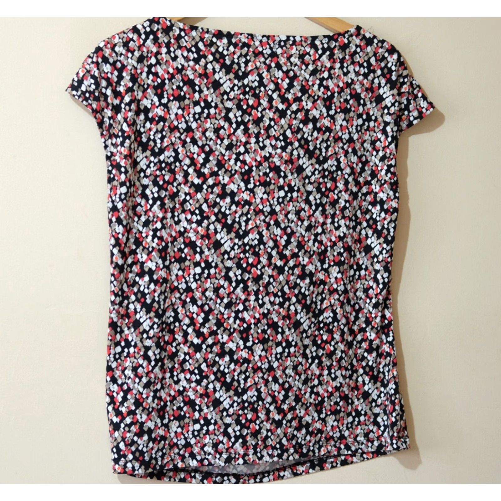 Liz Claiborne LIZ CLAIBORNE Short Sleeve Stretch Blouse Cowl Neck Size L Multicolor Polyester/Spandex Womens Blouse Shirts 21" Bust 24.5" Length Size L / US 10 / IT 46 - 5 Thumbnail